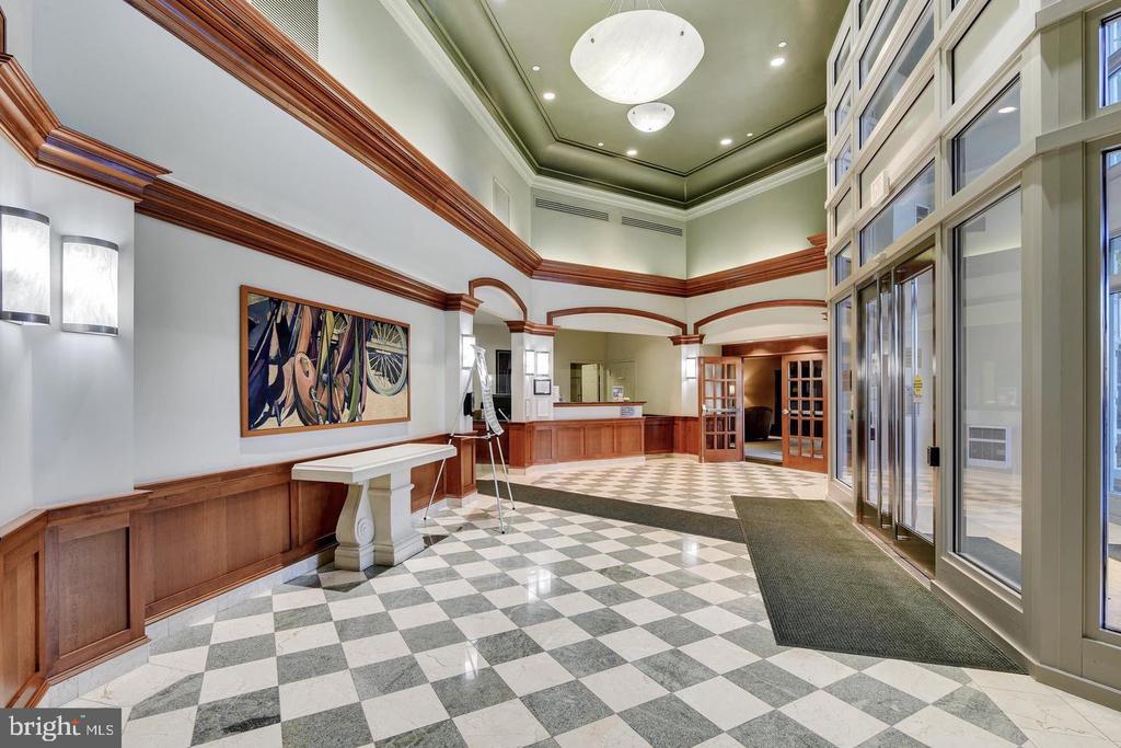 11800 SUNSET HILLS RD #1218