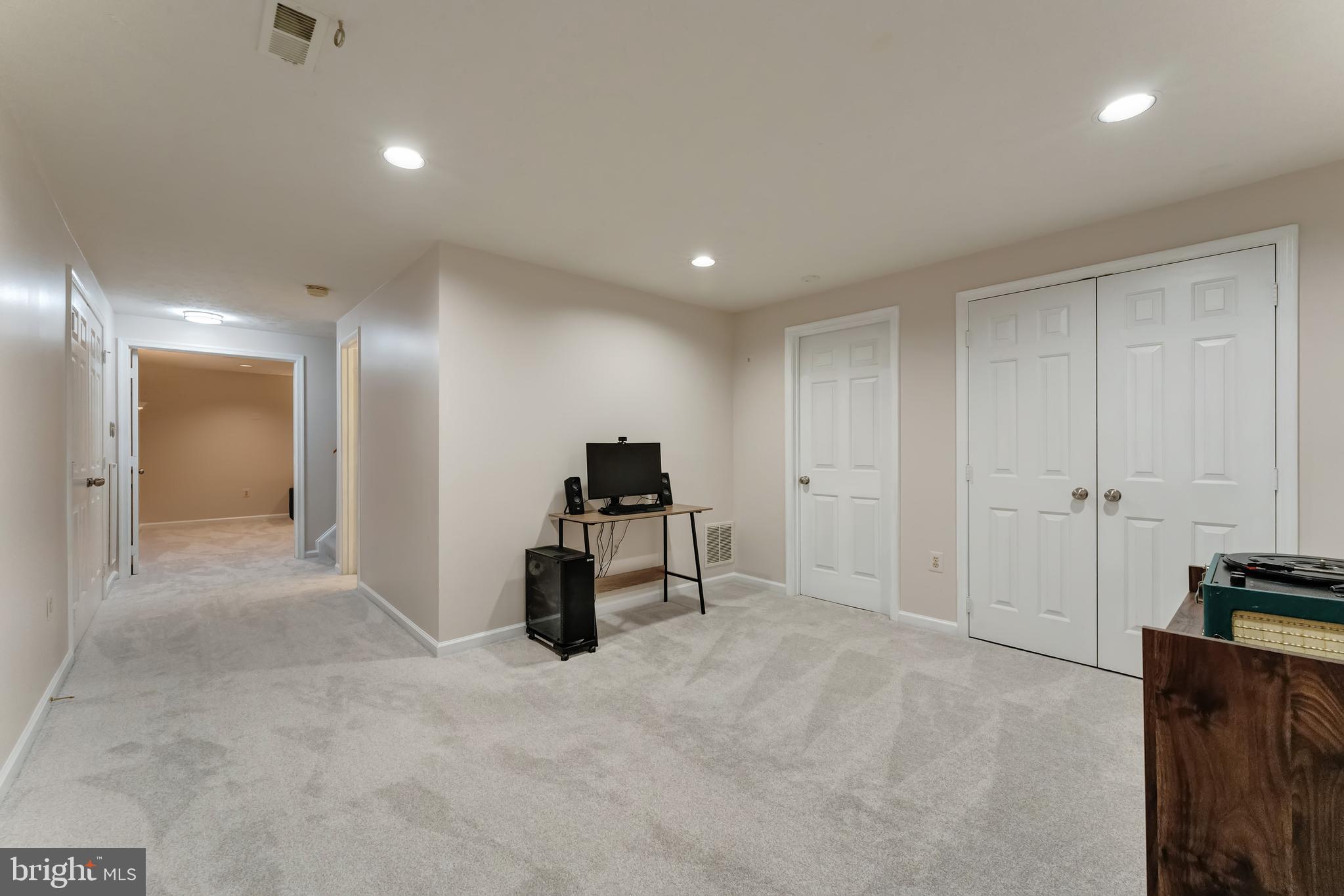 13826 Springstone Dr