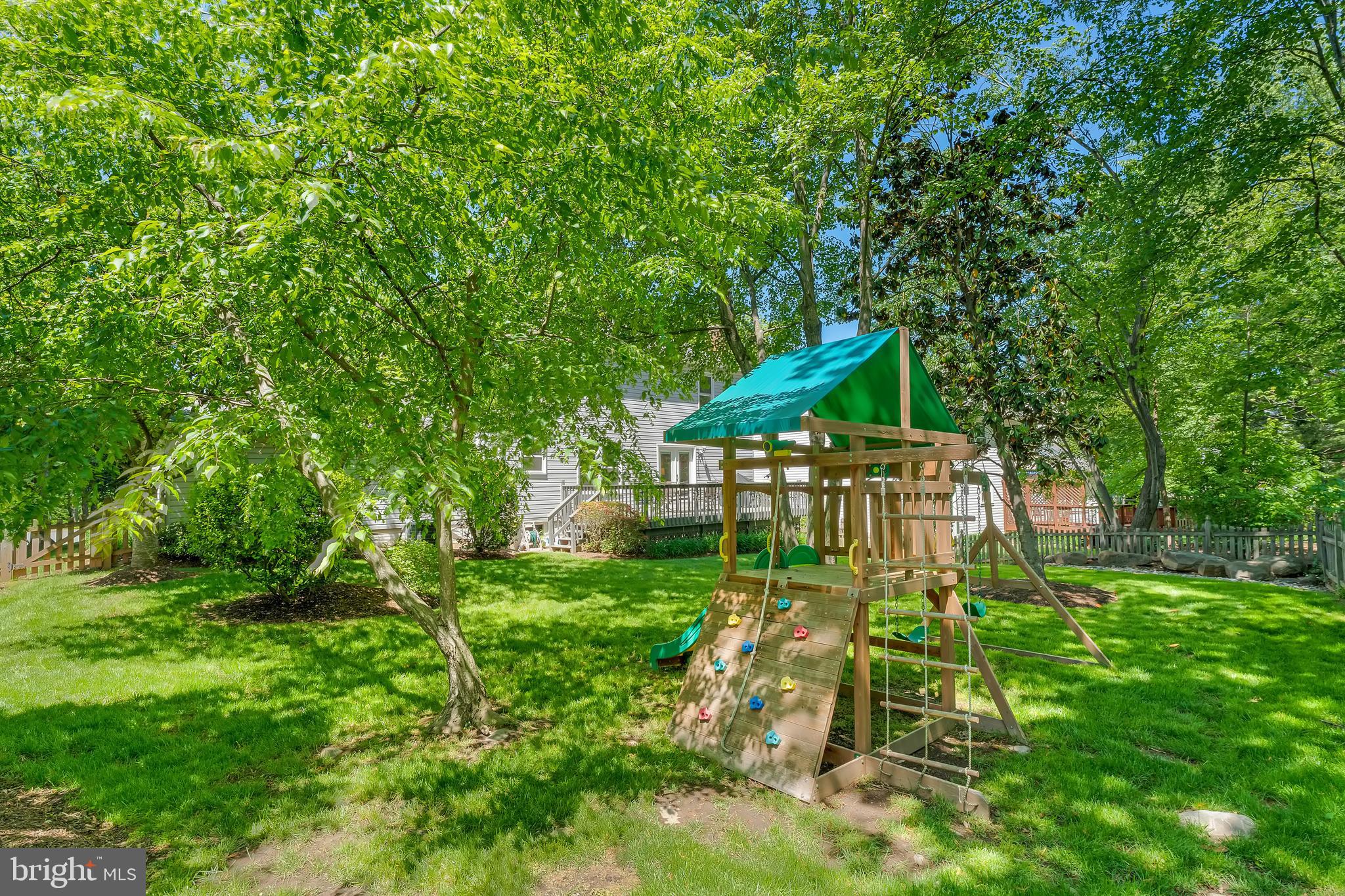 13826 Springstone Dr