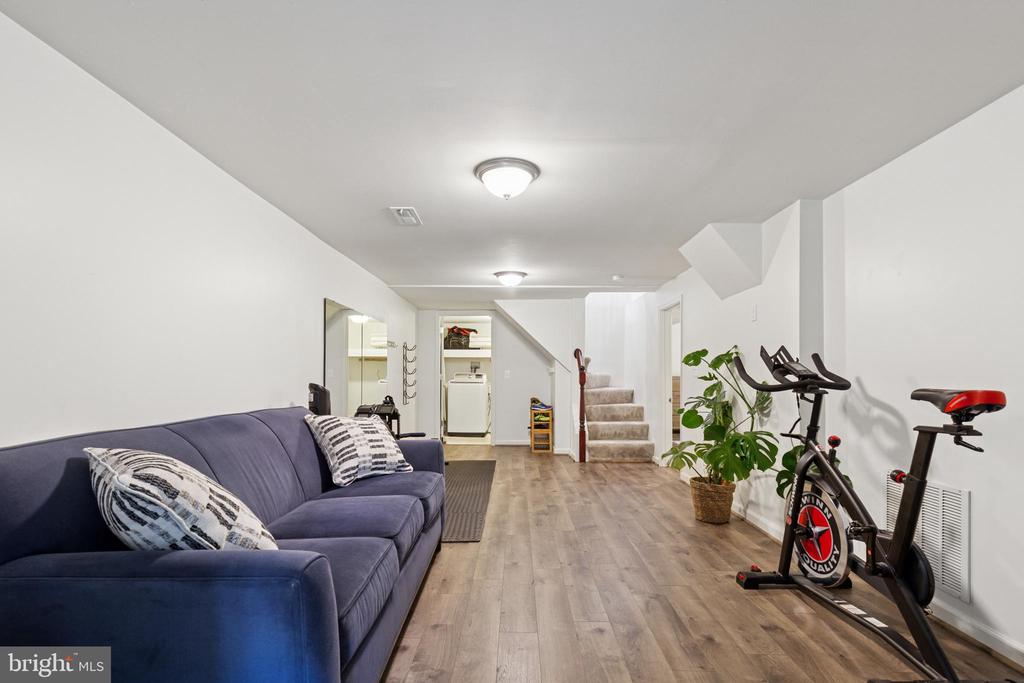 6311 Gentele Ct