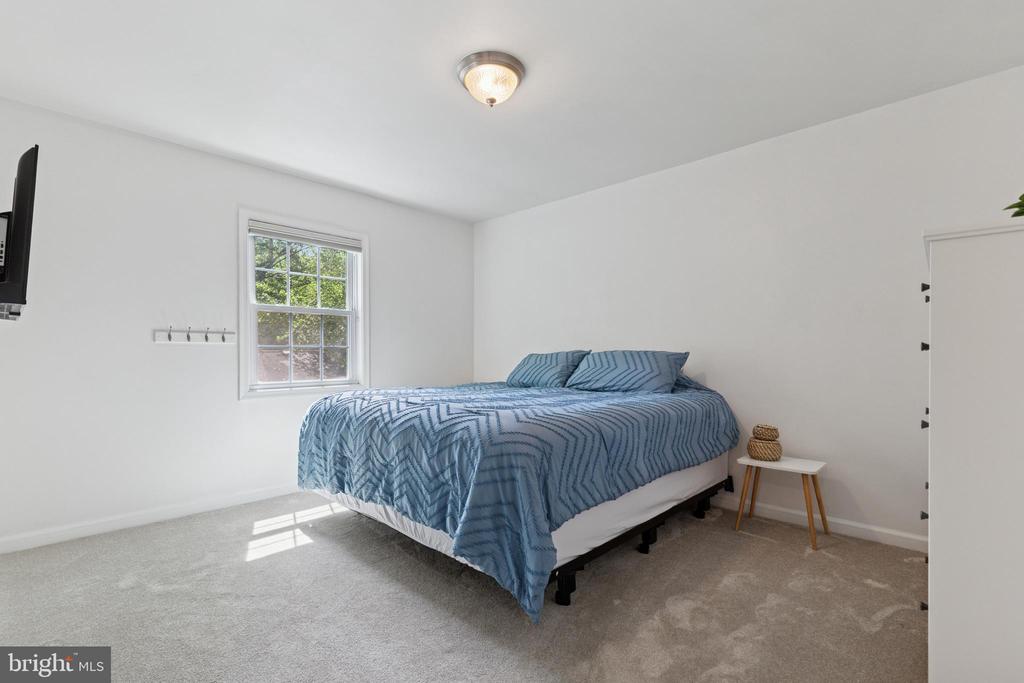 6311 Gentele Ct