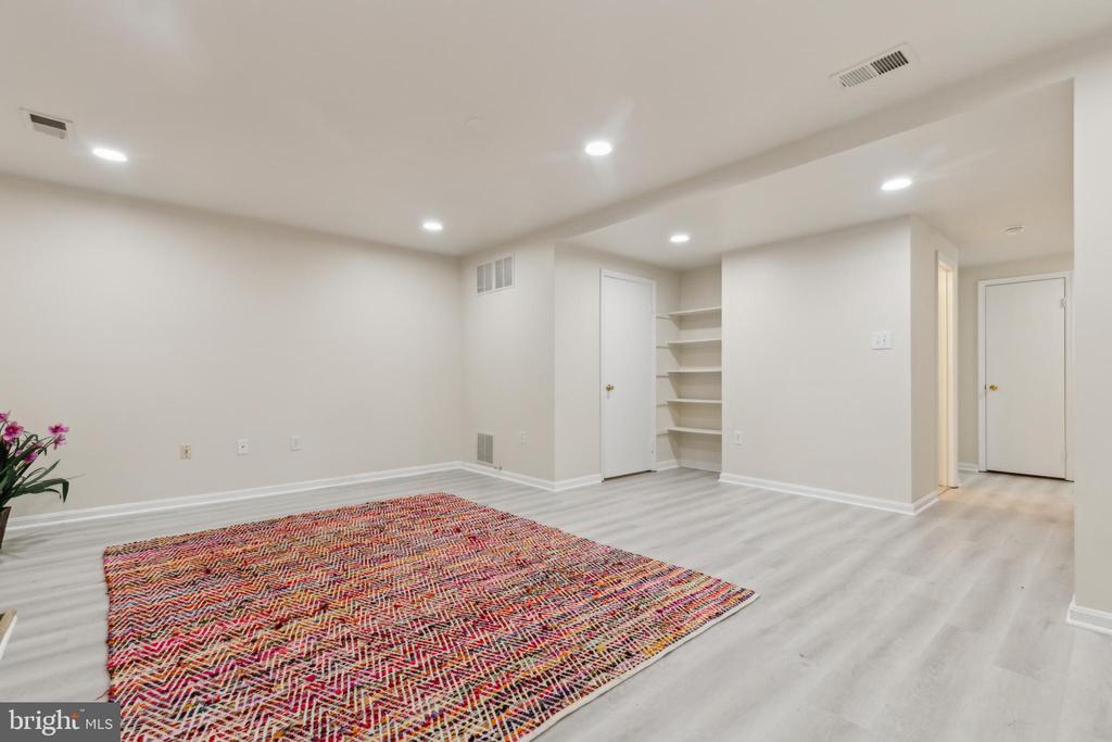 7879 WINTERCRESS LANE