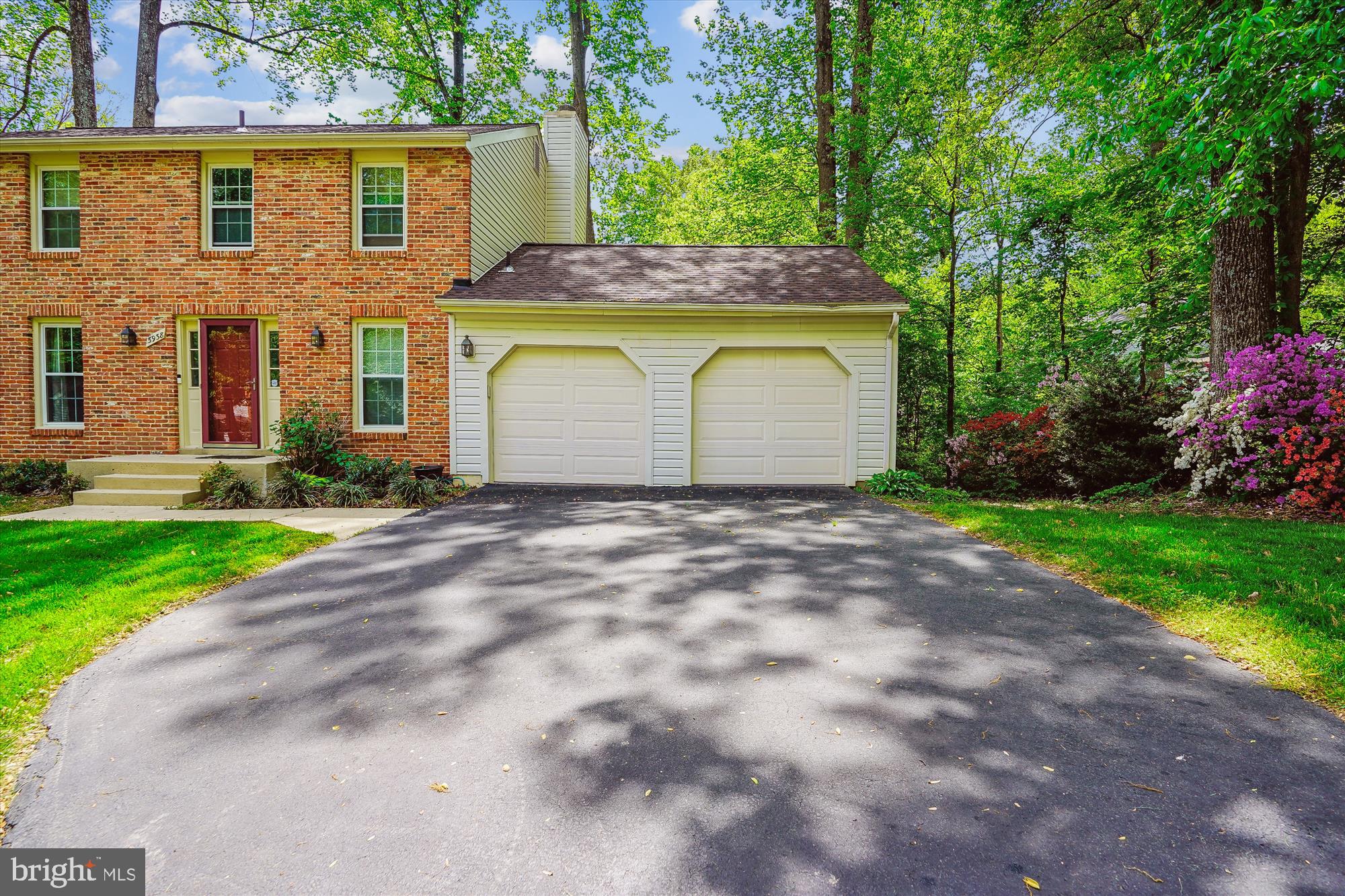 5938 New England Woods Dr