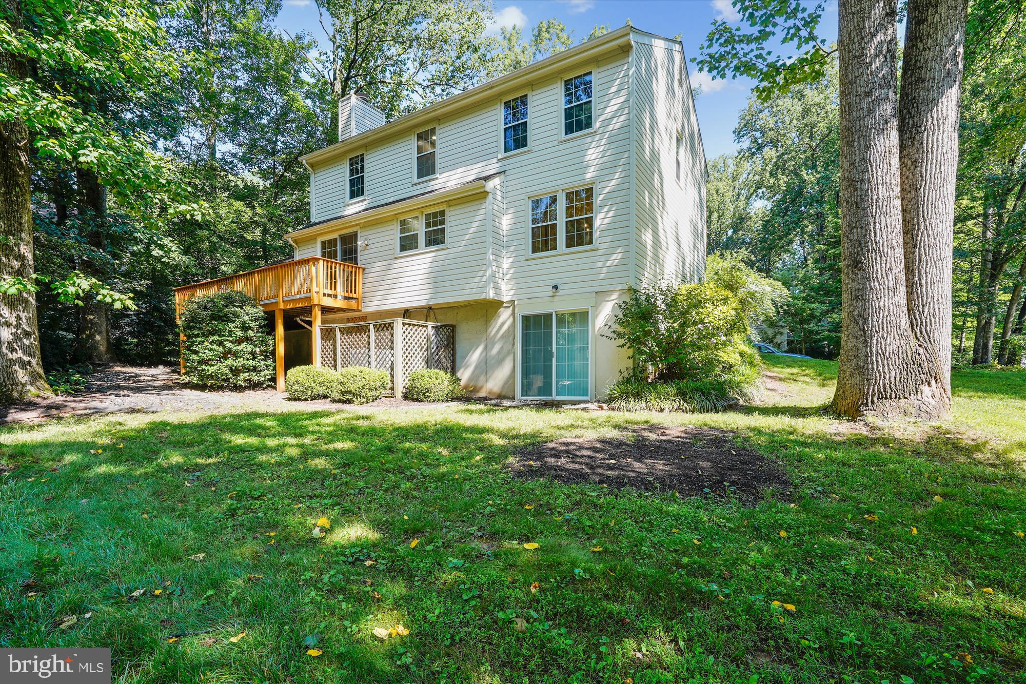 5938 New England Woods Dr