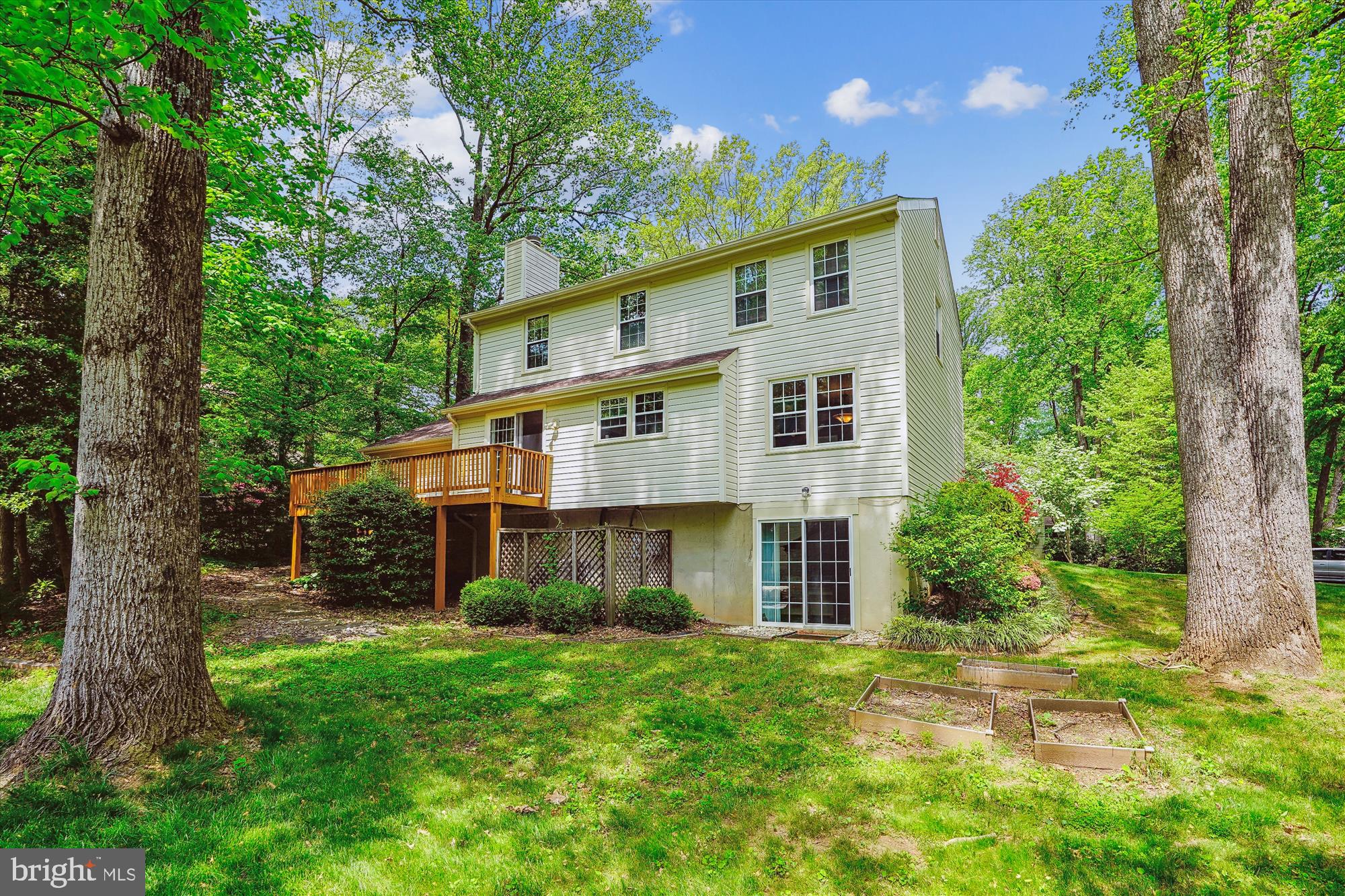 5938 New England Woods Dr
