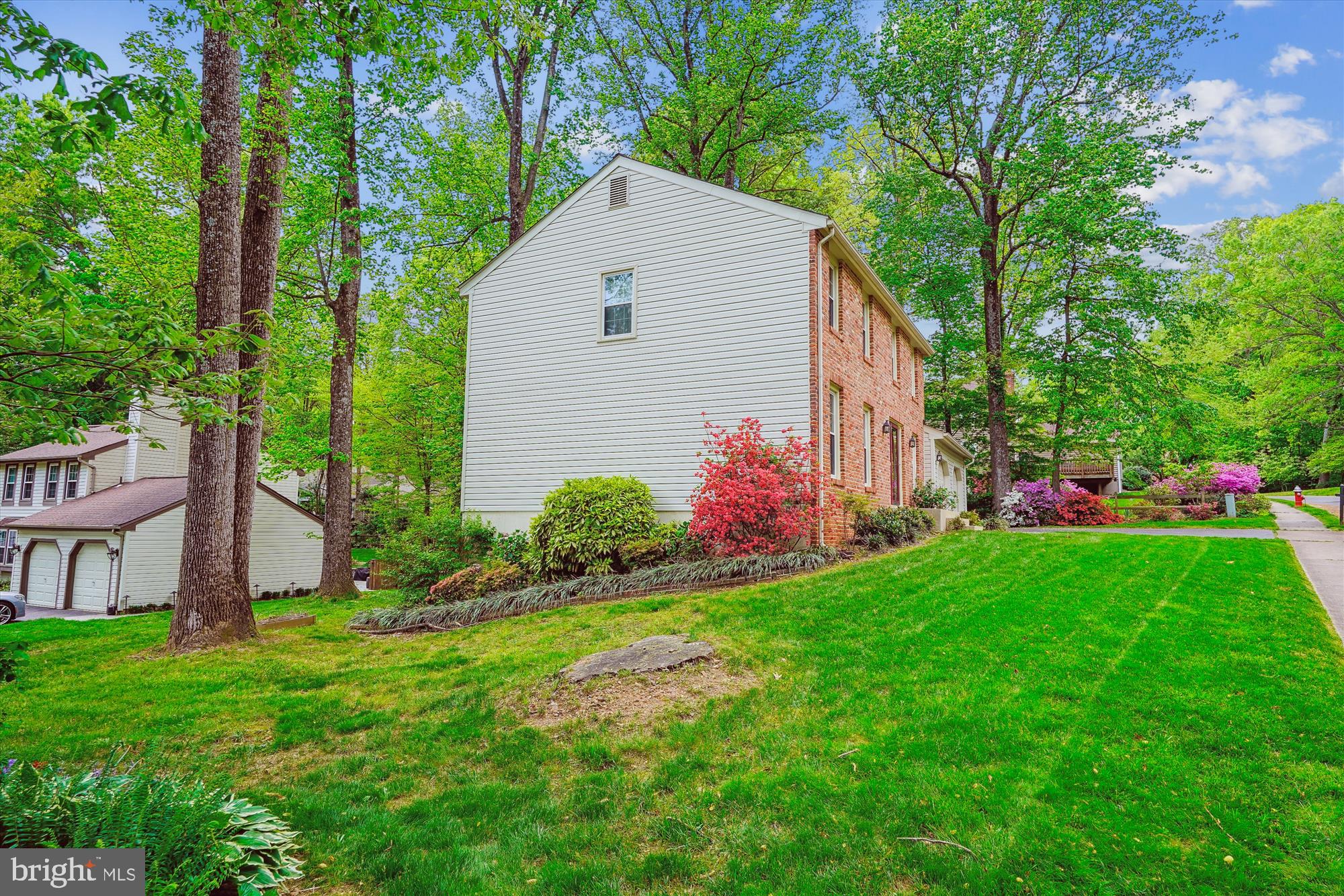 5938 New England Woods Dr