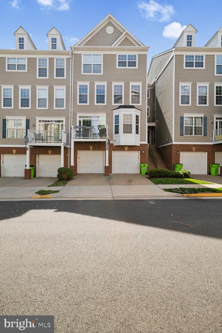 2529 PASCAL PLACE