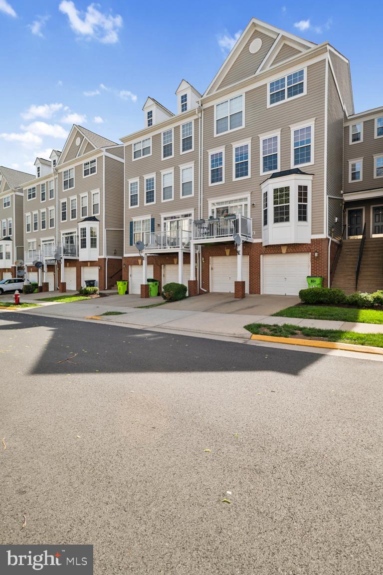 2529 PASCAL PLACE