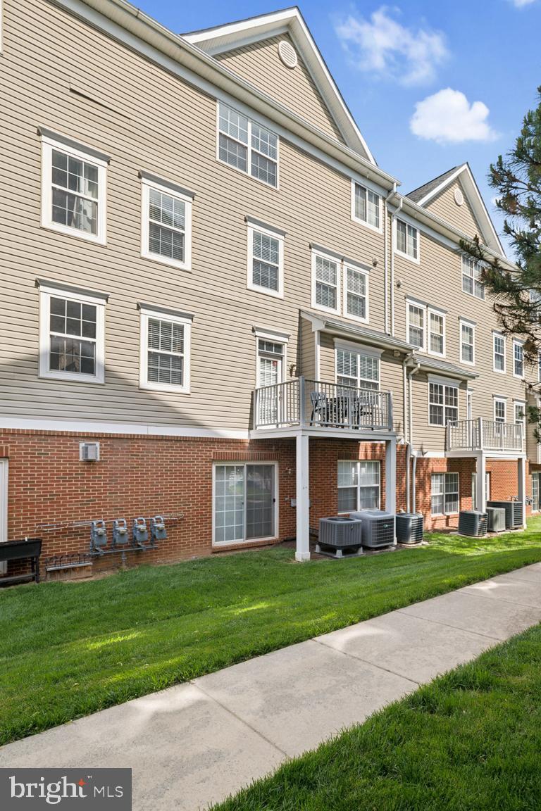 2529 PASCAL PLACE