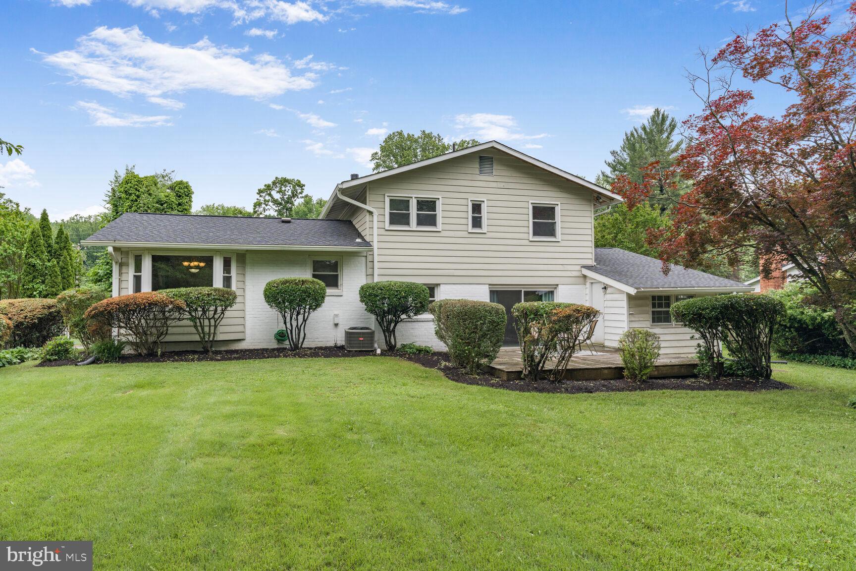 3702 Forest Grove Dr
