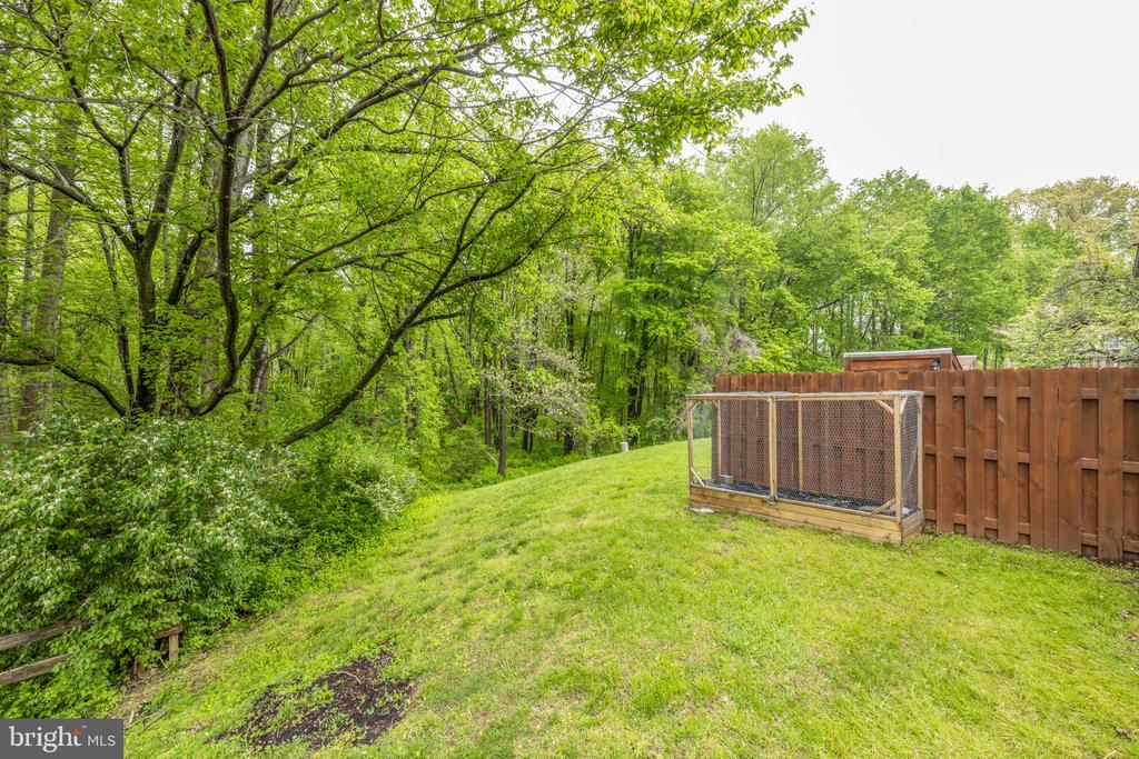 5620 SUMMER OAK WAY