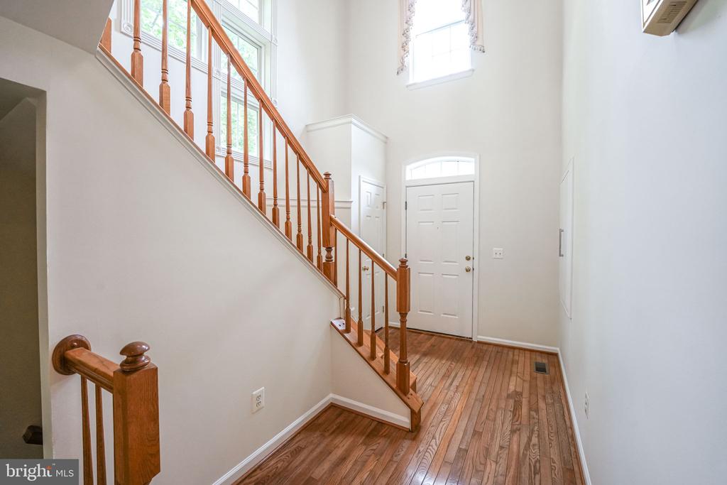 7683 HENRY KNOX DR