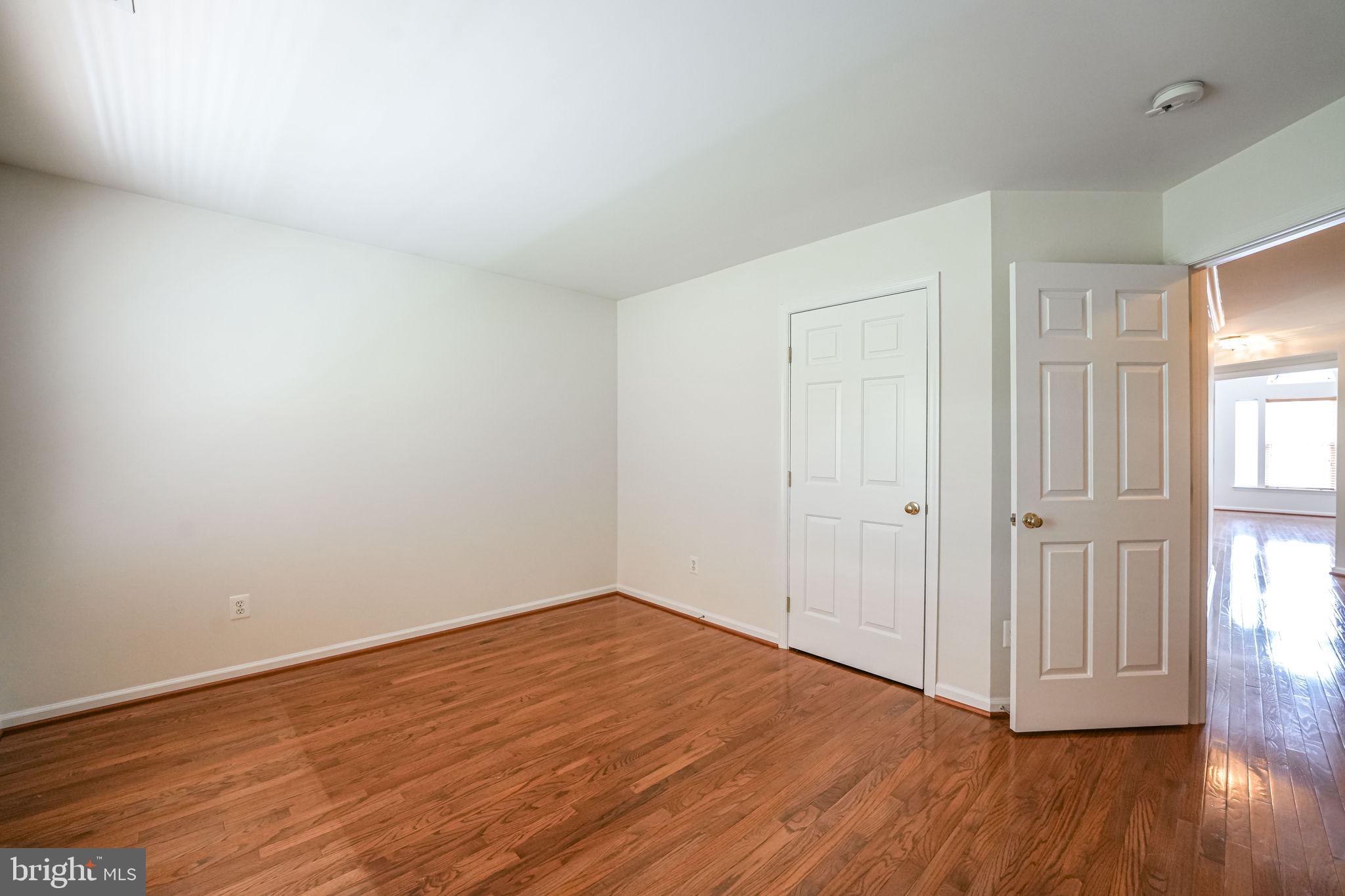 7683 HENRY KNOX DR