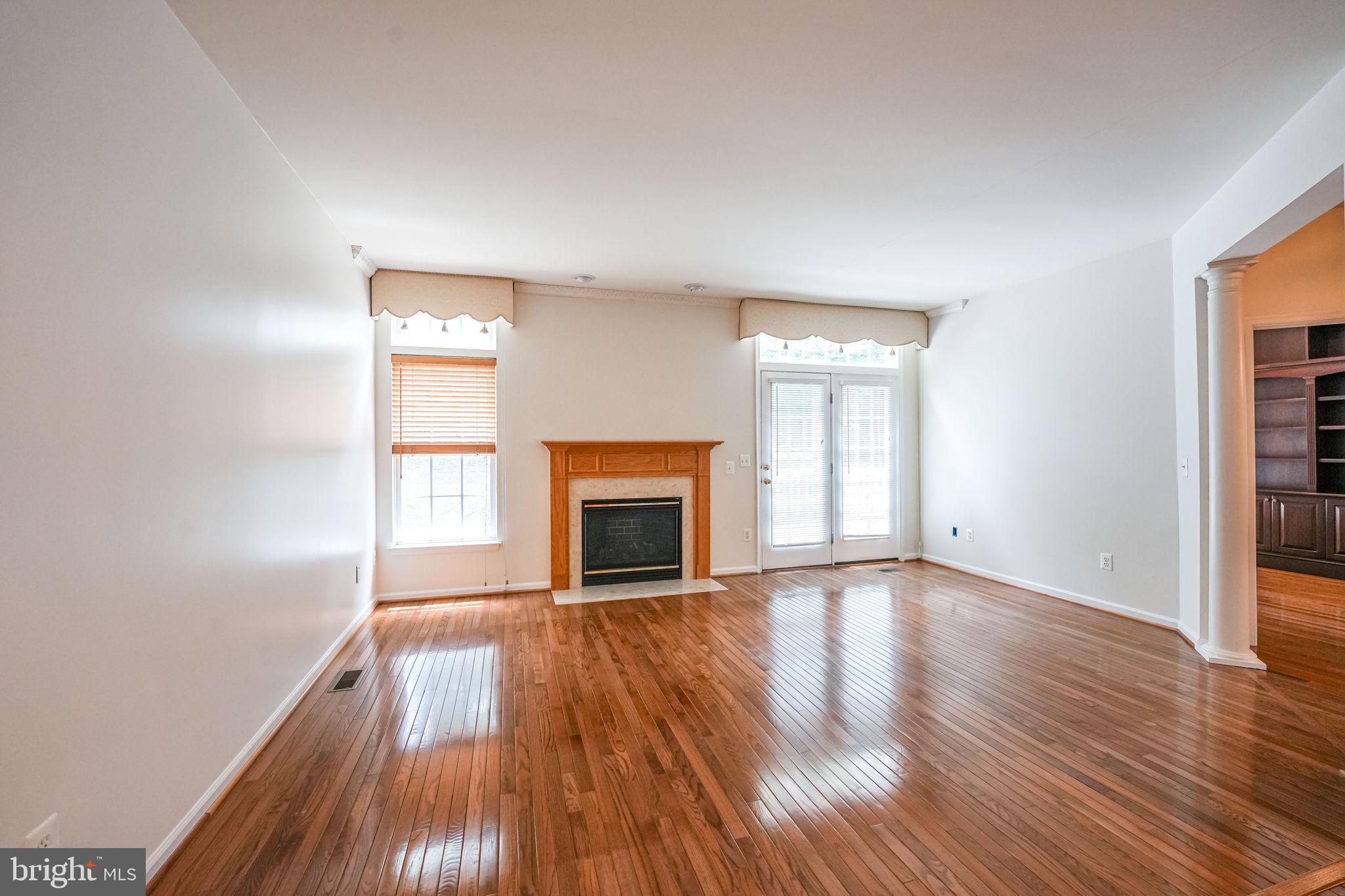 7683 HENRY KNOX DR