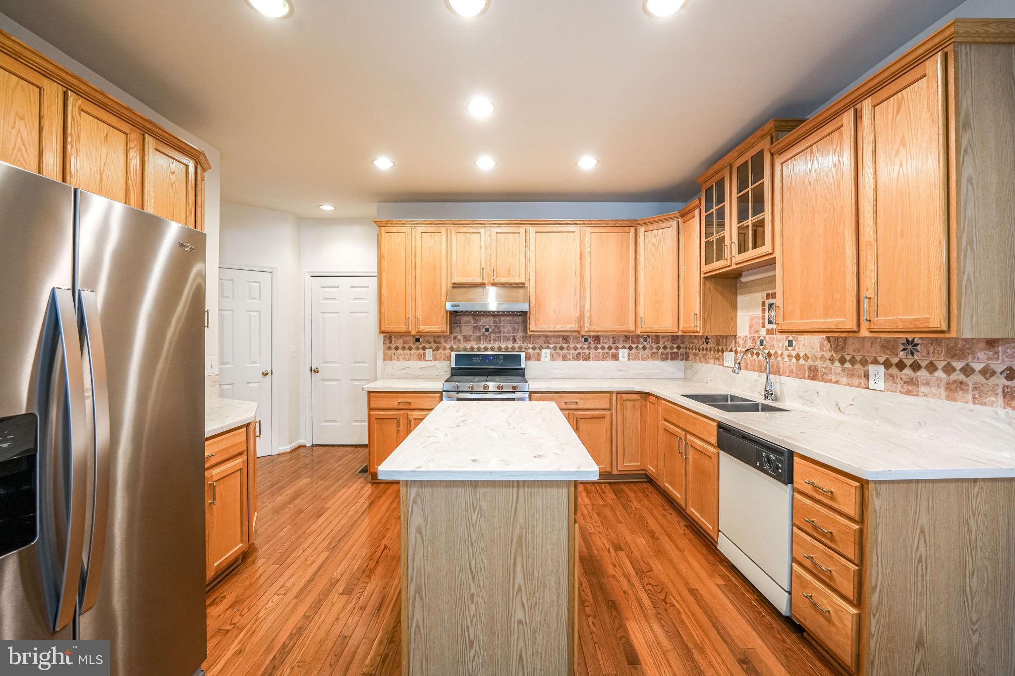 7683 HENRY KNOX DR