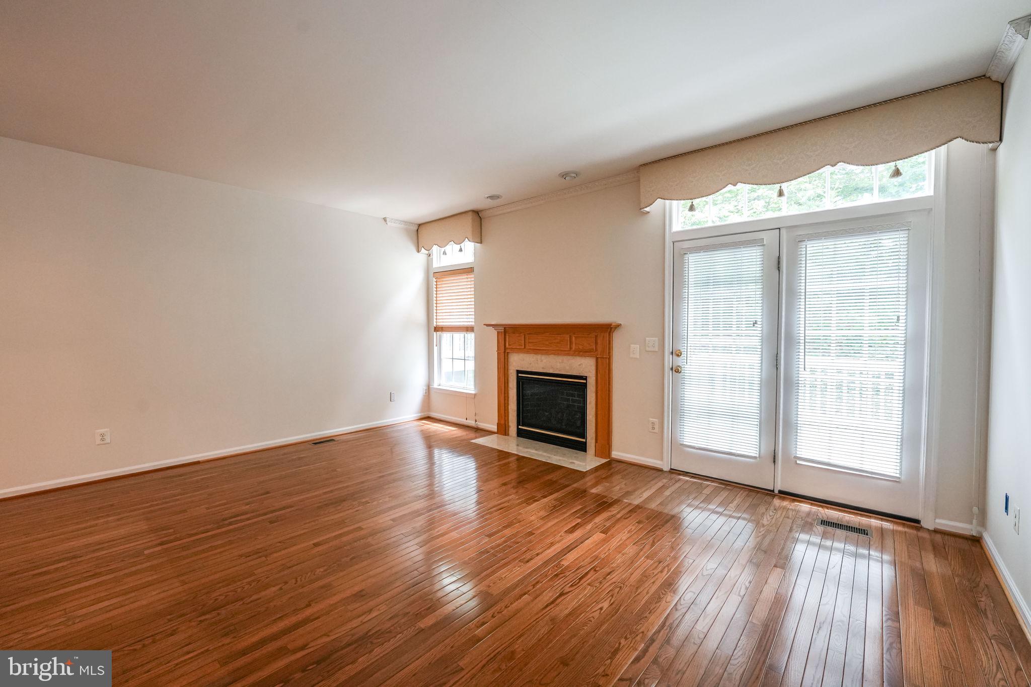 7683 HENRY KNOX DR