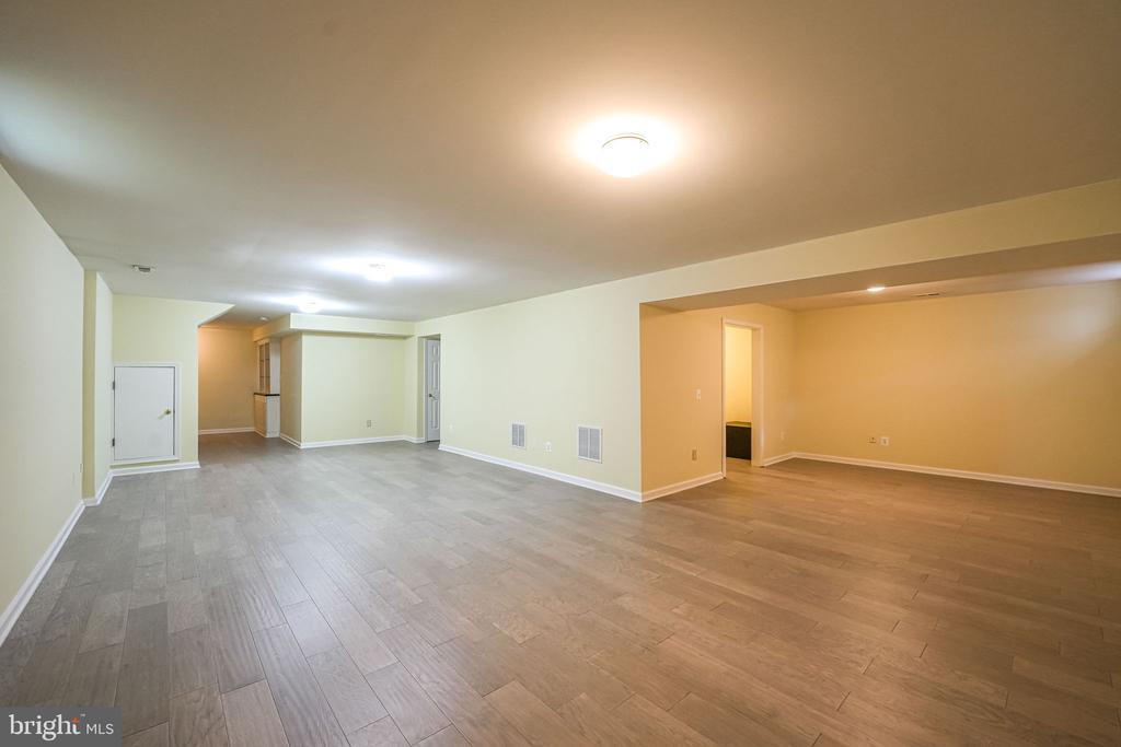 7683 HENRY KNOX DR