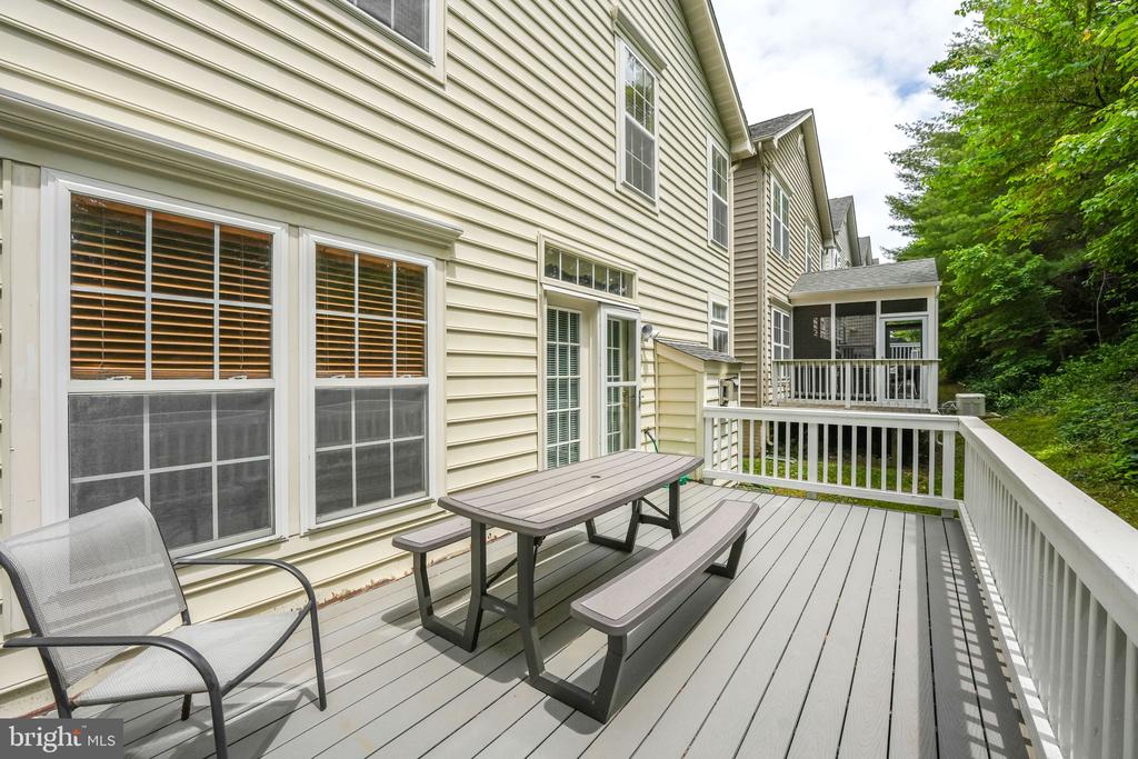 7683 HENRY KNOX DR