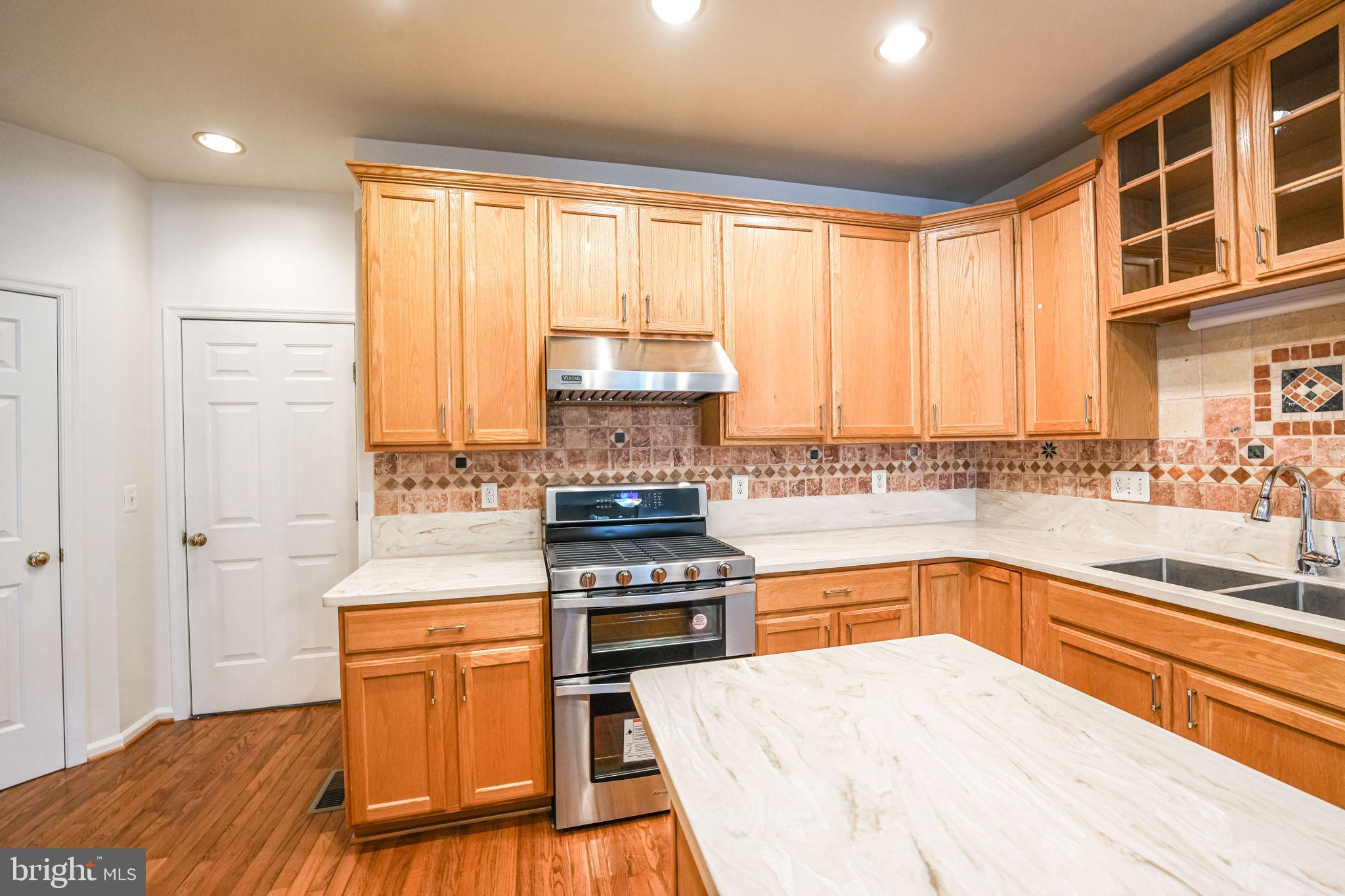 7683 HENRY KNOX DR