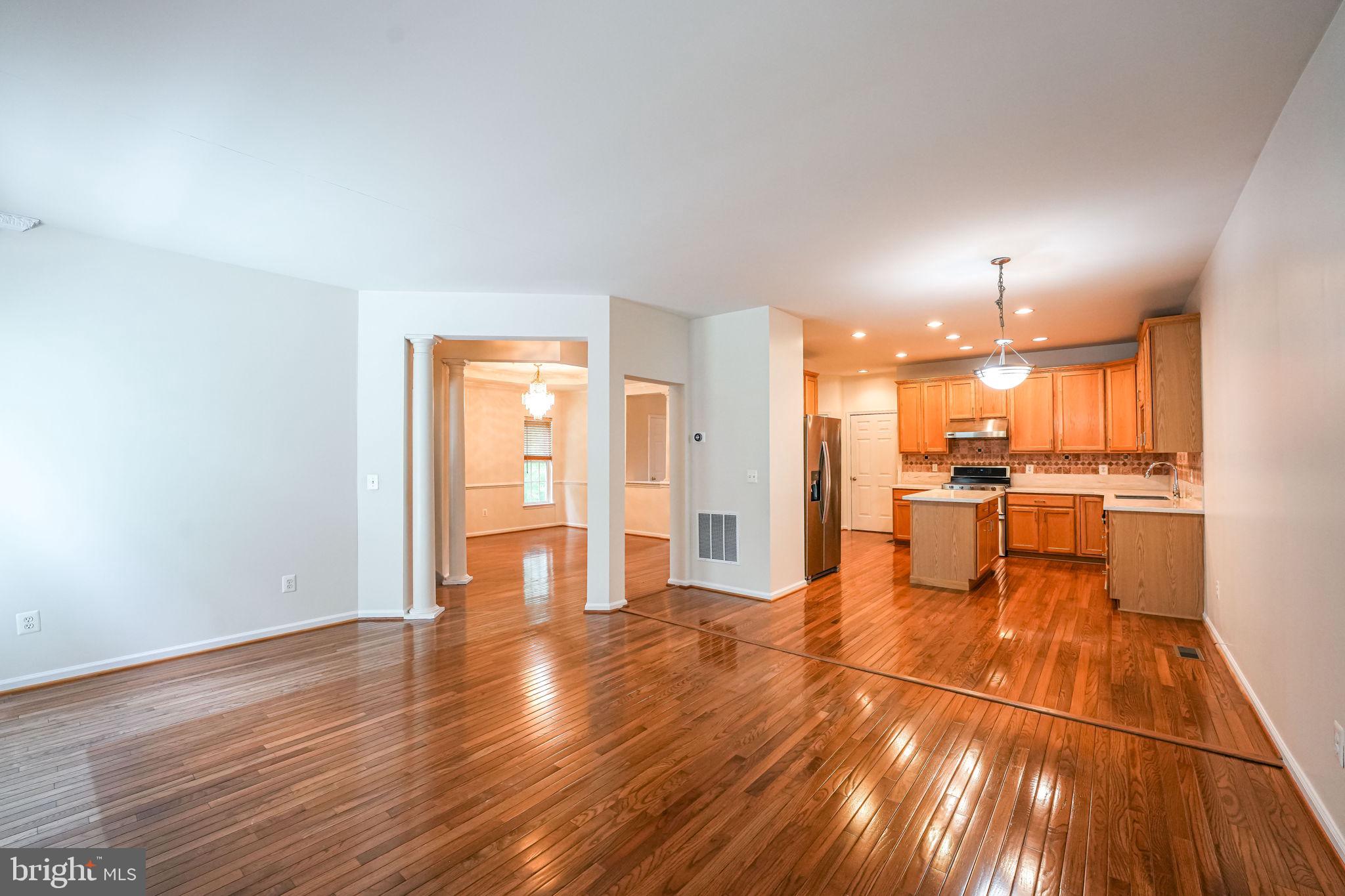 7683 HENRY KNOX DR