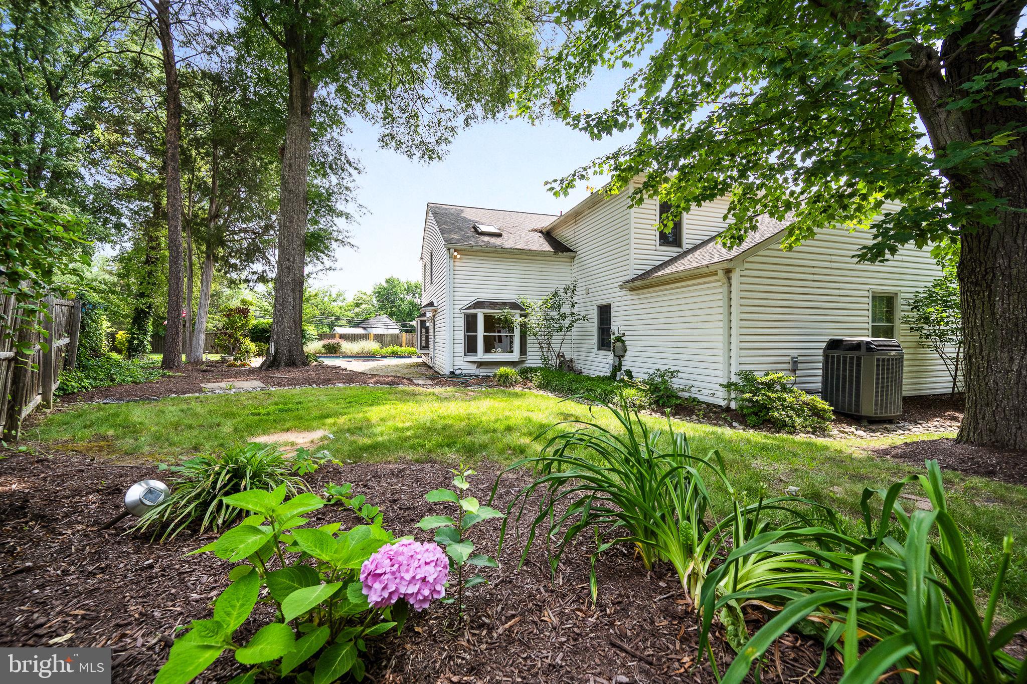 1213 Terrylynn Ct