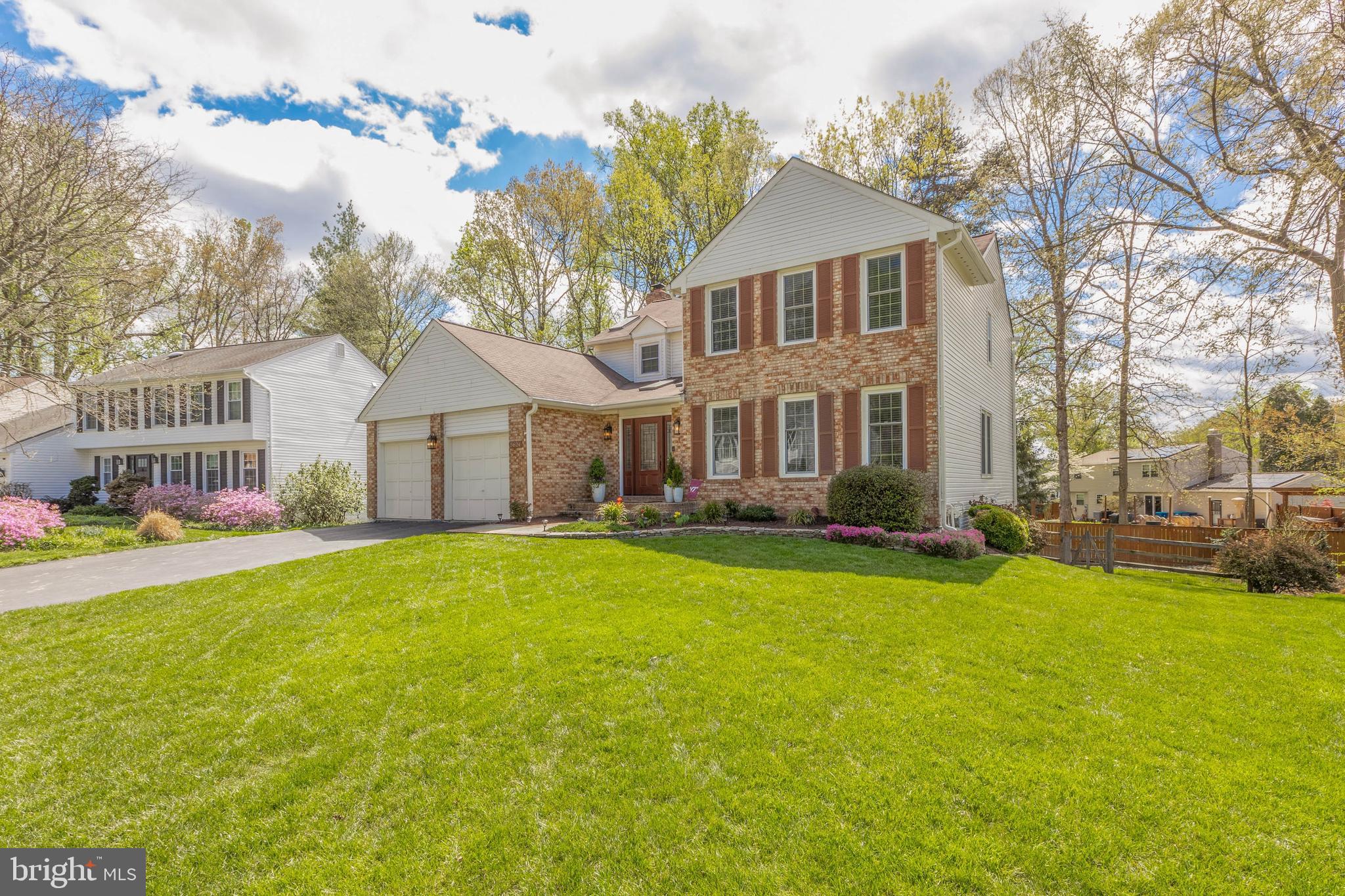 5624 KEMP LN