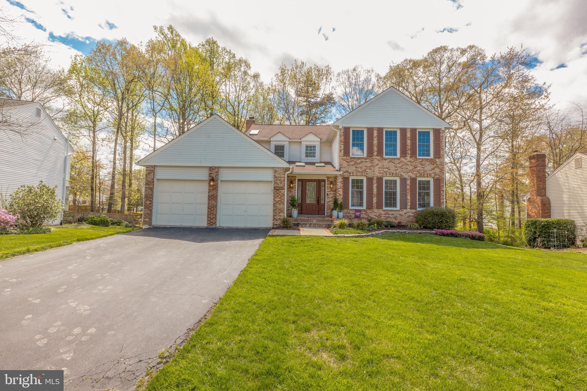 5624 KEMP LN