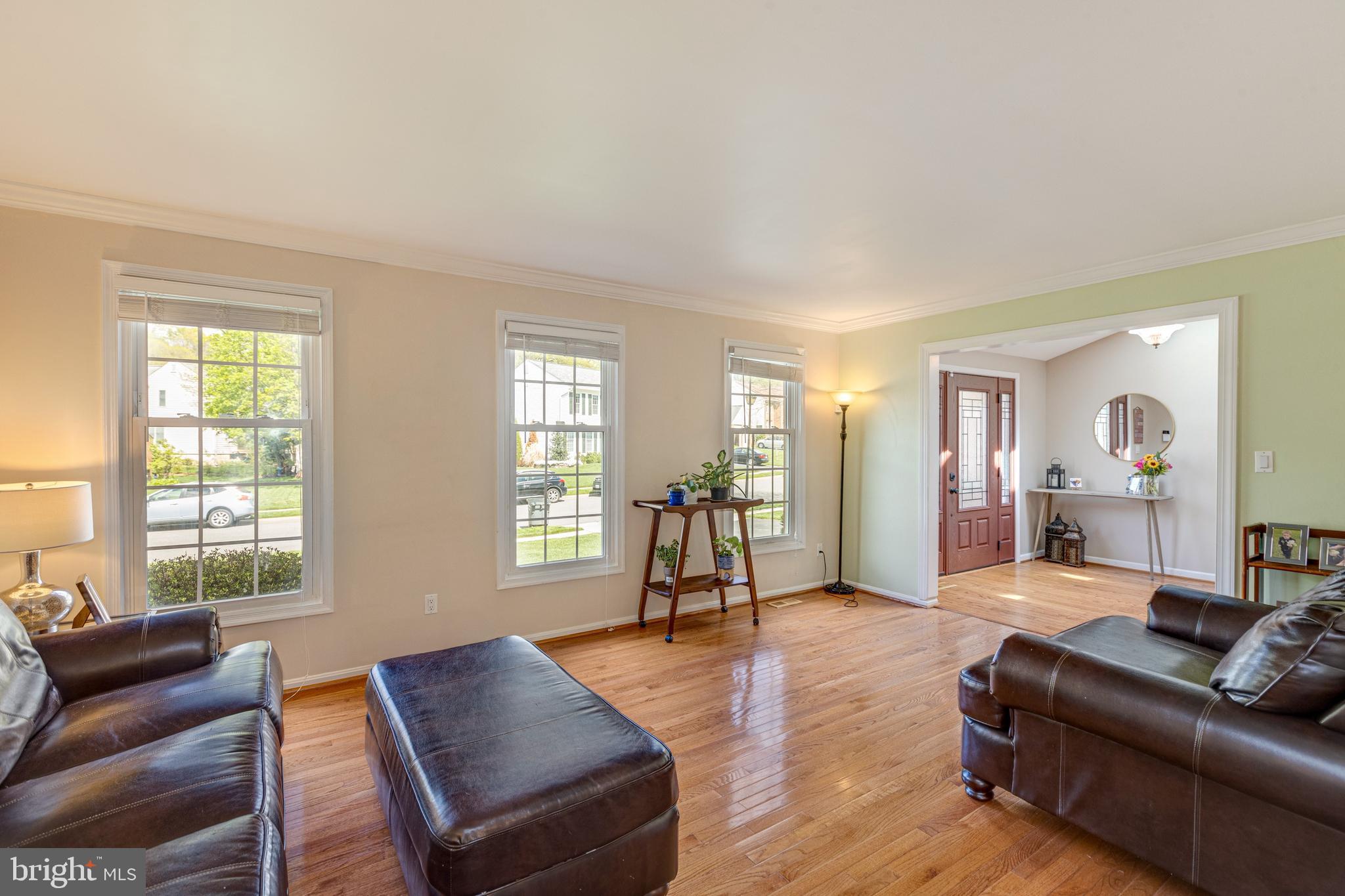 5624 KEMP LN