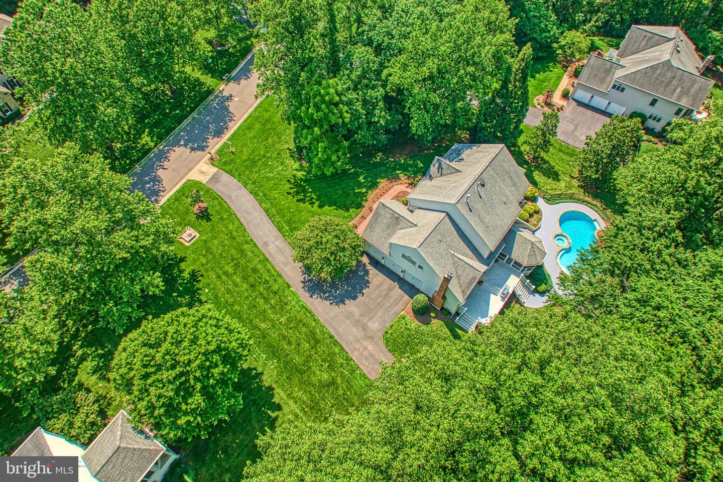 1296 Newkirk Ct