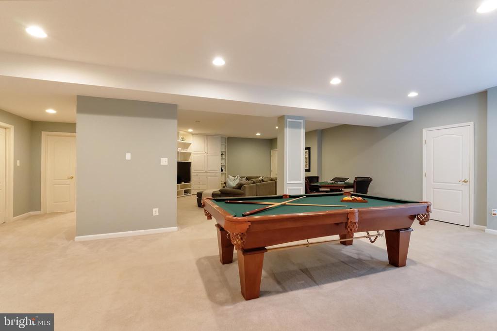 1296 Newkirk Ct