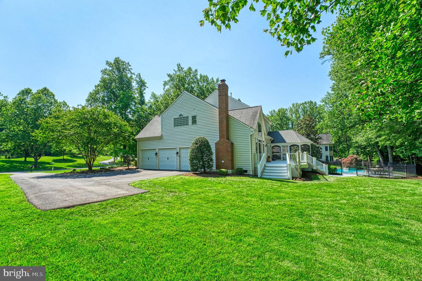 1296 Newkirk Ct