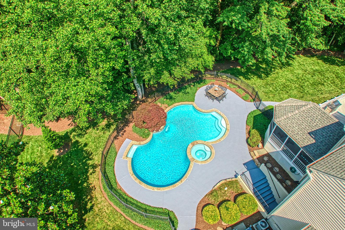 1296 Newkirk Ct