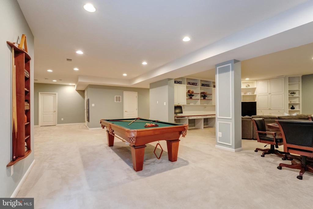 1296 Newkirk Ct