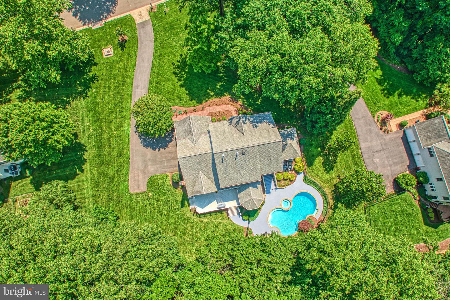 1296 Newkirk Ct