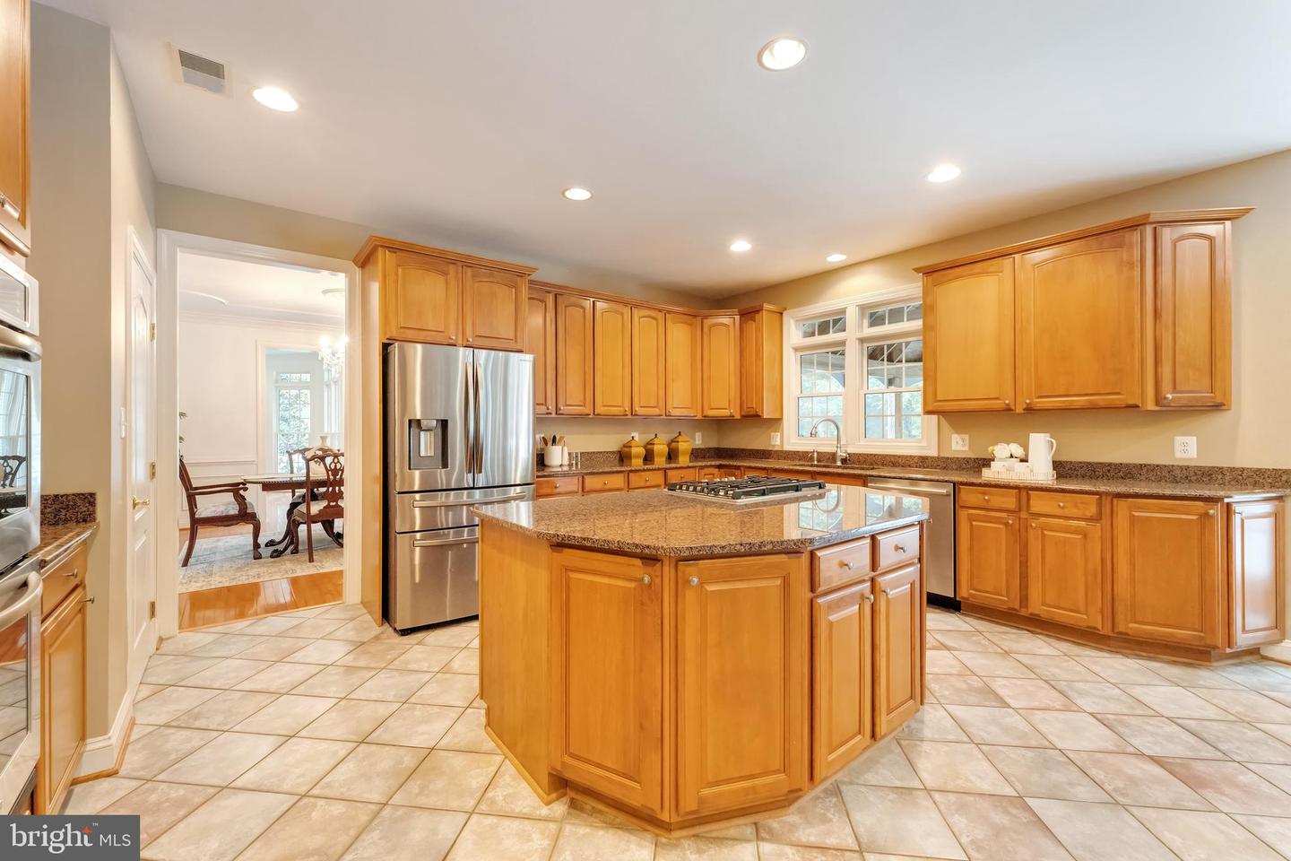 1296 Newkirk Ct