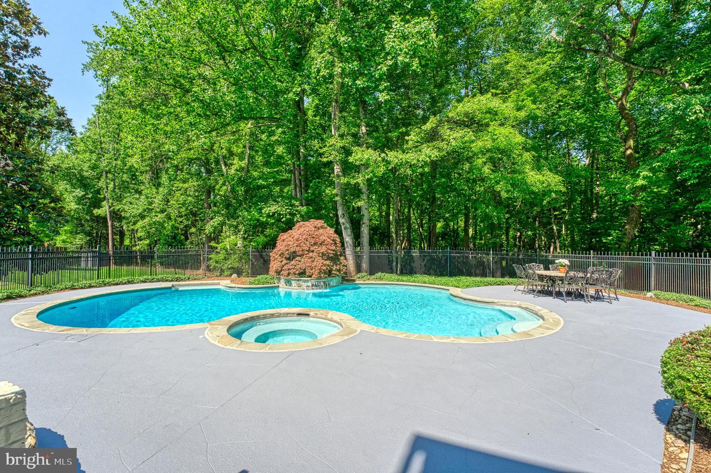 1296 Newkirk Ct