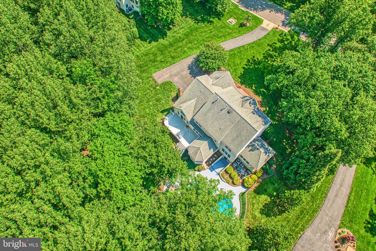 1296 Newkirk Ct