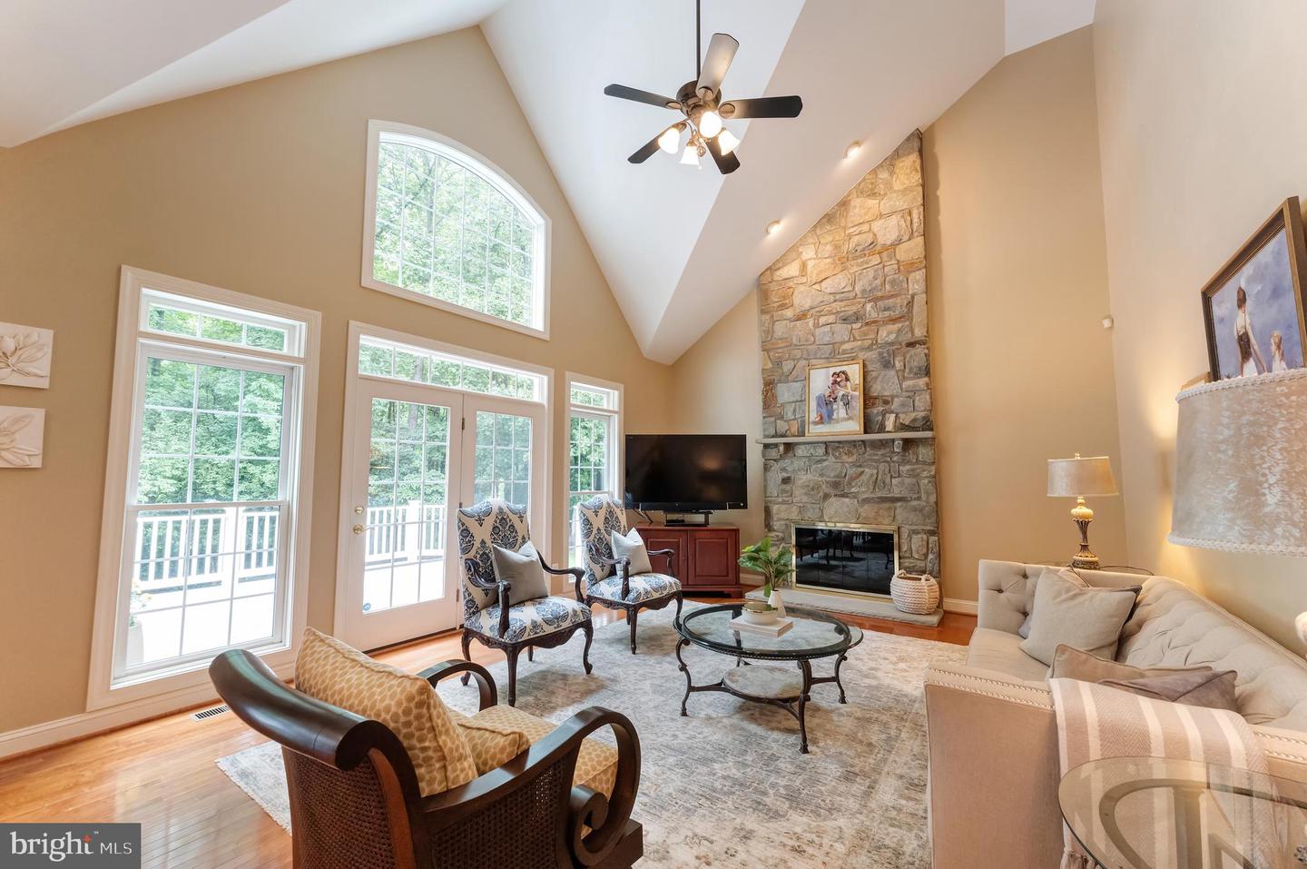 1296 Newkirk Ct