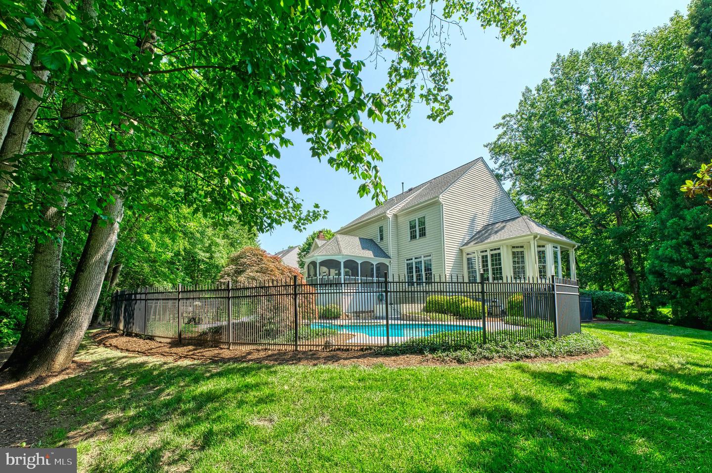 1296 Newkirk Ct
