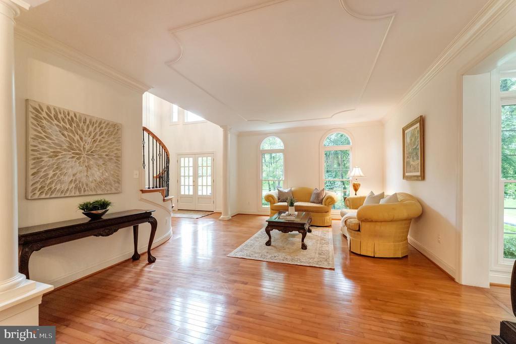 1296 Newkirk Ct