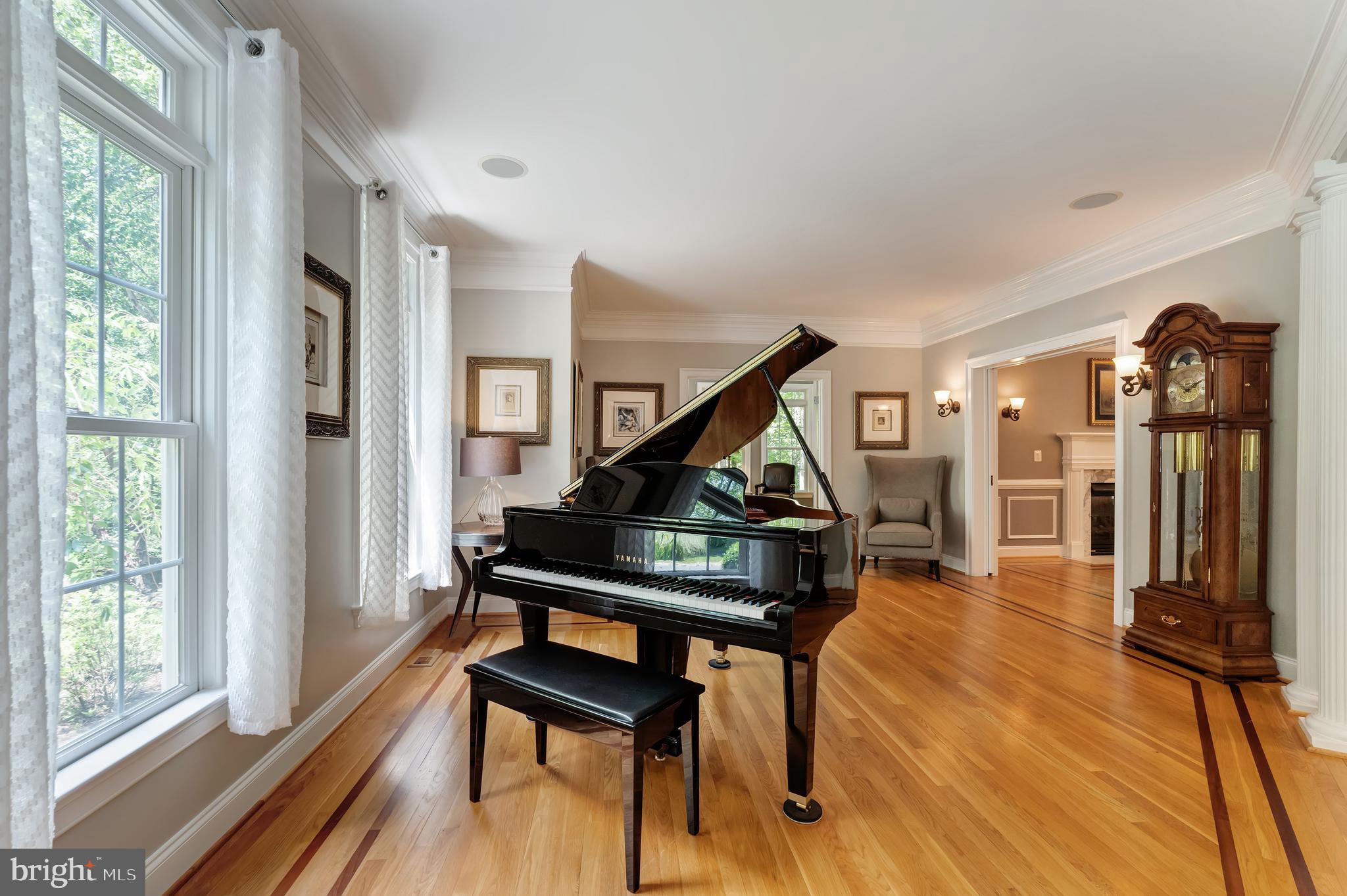 5026 HUNTWOOD MANOR DRIVE