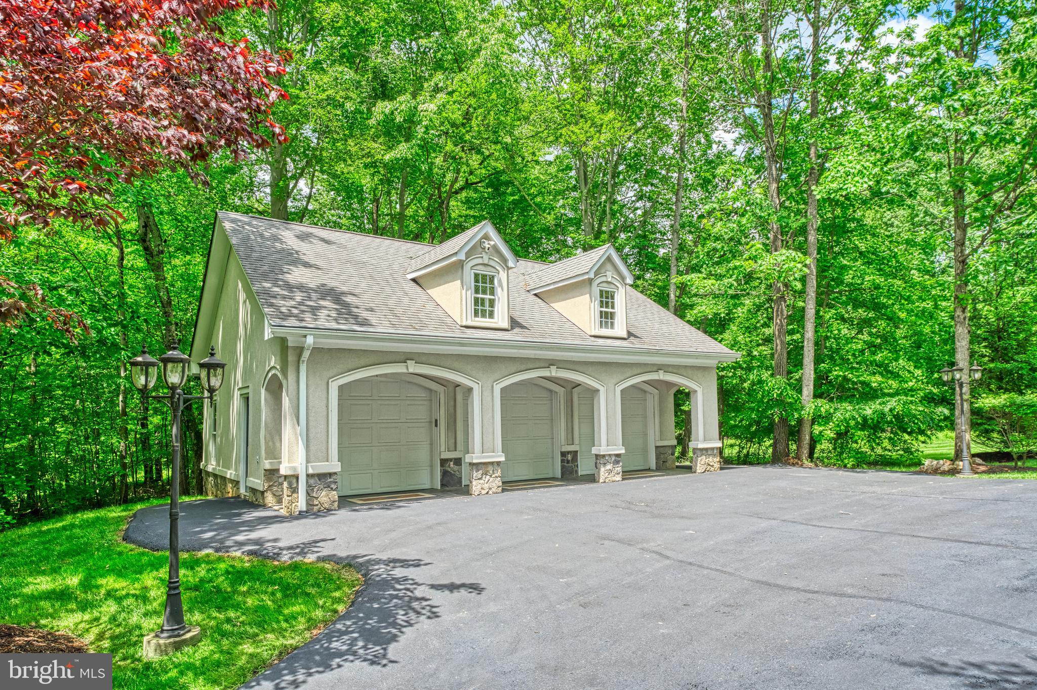 5026 HUNTWOOD MANOR DRIVE