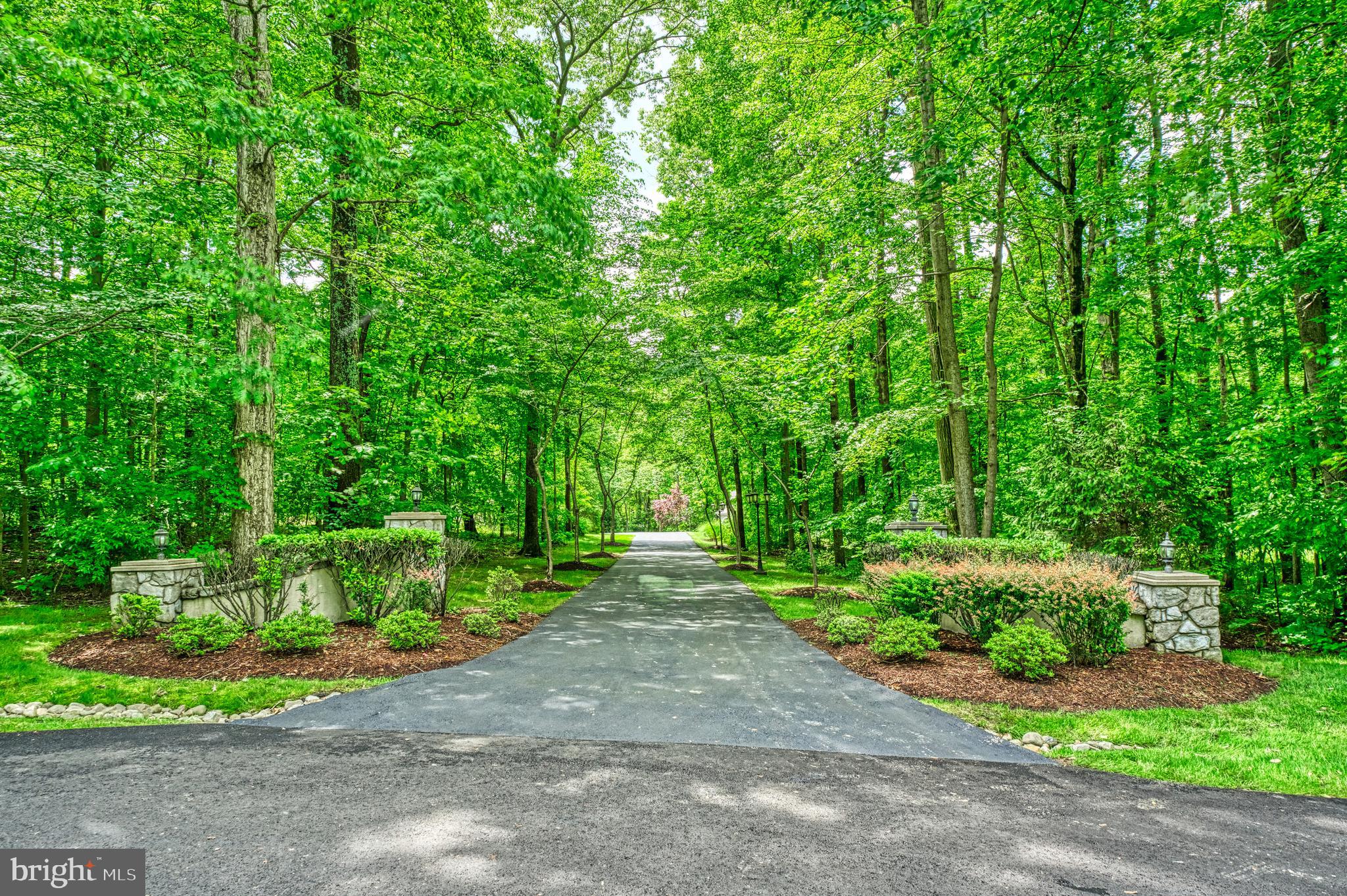 5026 HUNTWOOD MANOR DRIVE