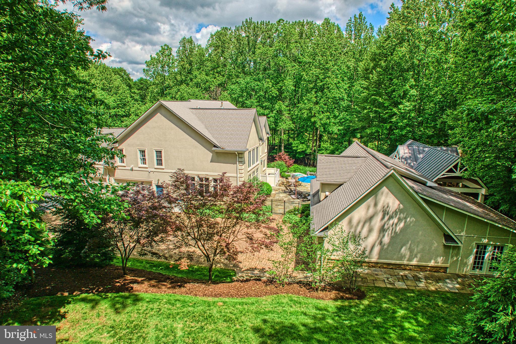 5026 HUNTWOOD MANOR DRIVE