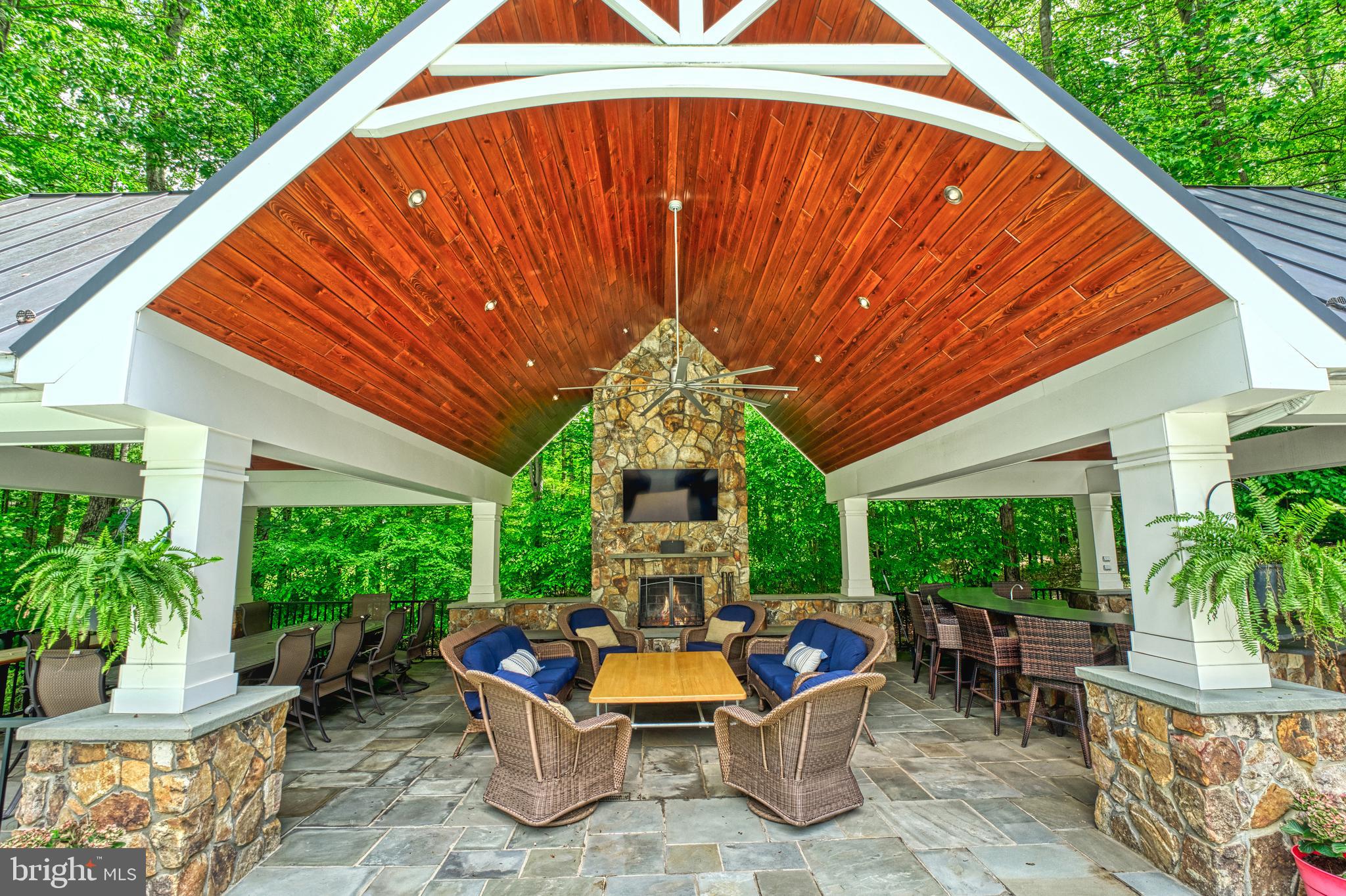 5026 HUNTWOOD MANOR DRIVE