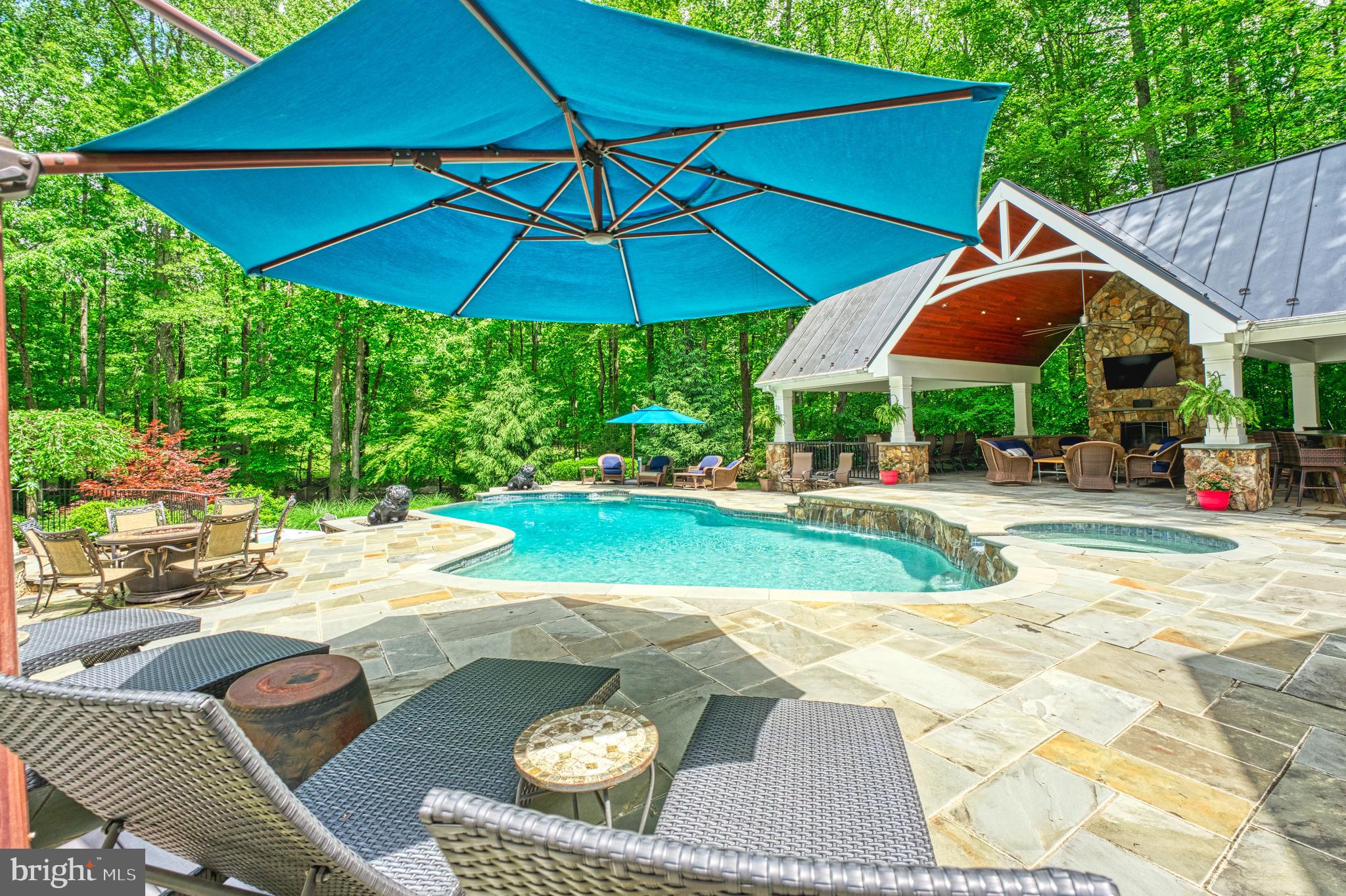 5026 HUNTWOOD MANOR DRIVE