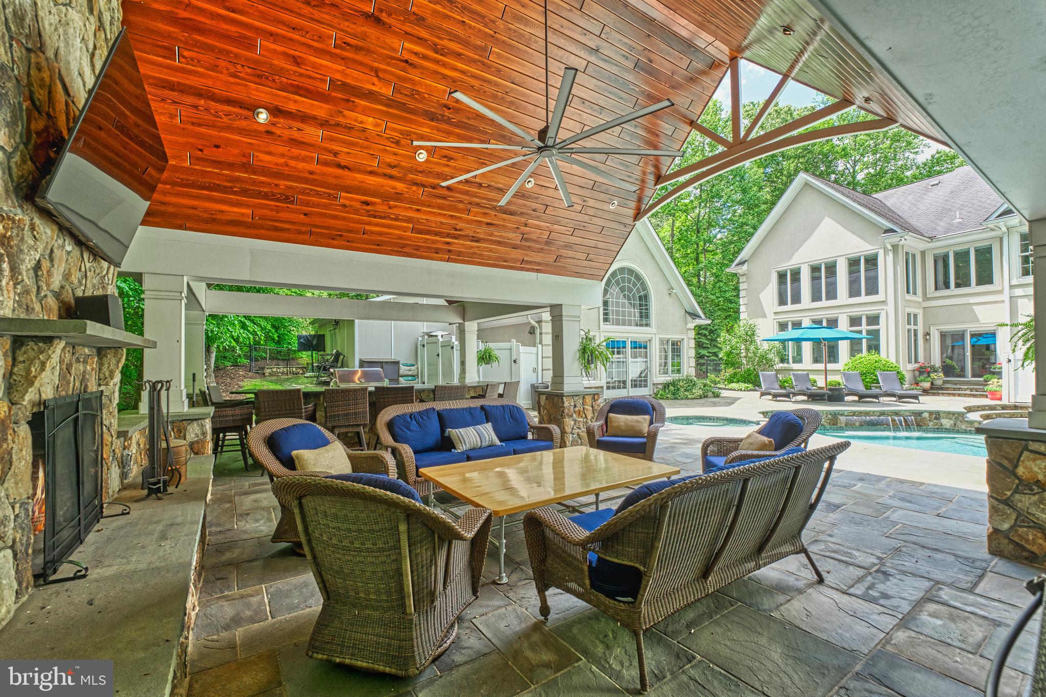 5026 HUNTWOOD MANOR DRIVE