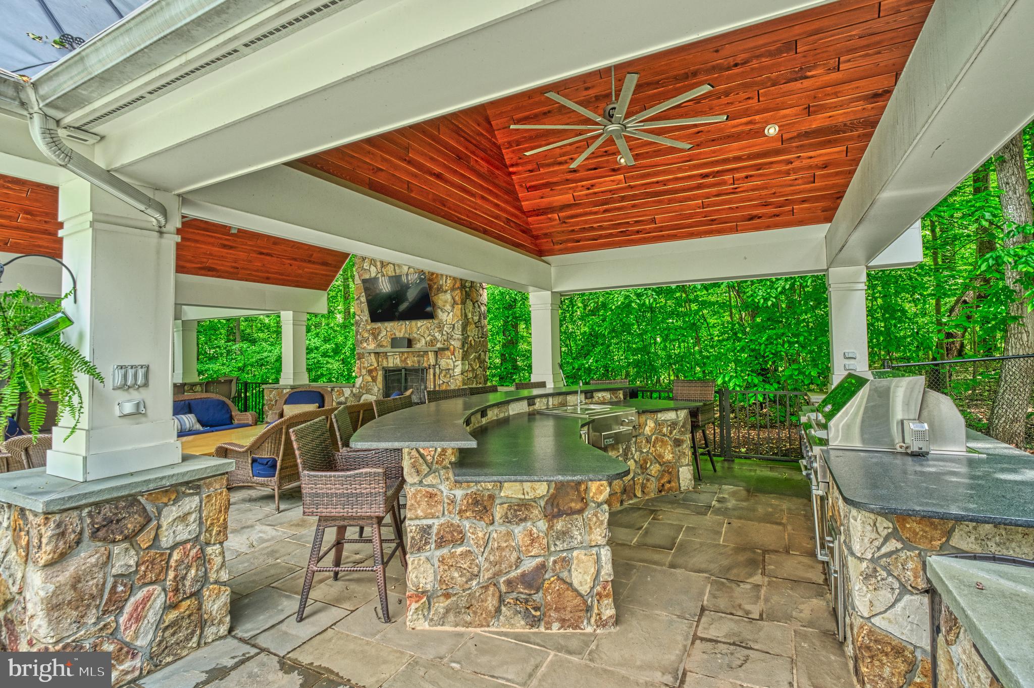 5026 HUNTWOOD MANOR DRIVE