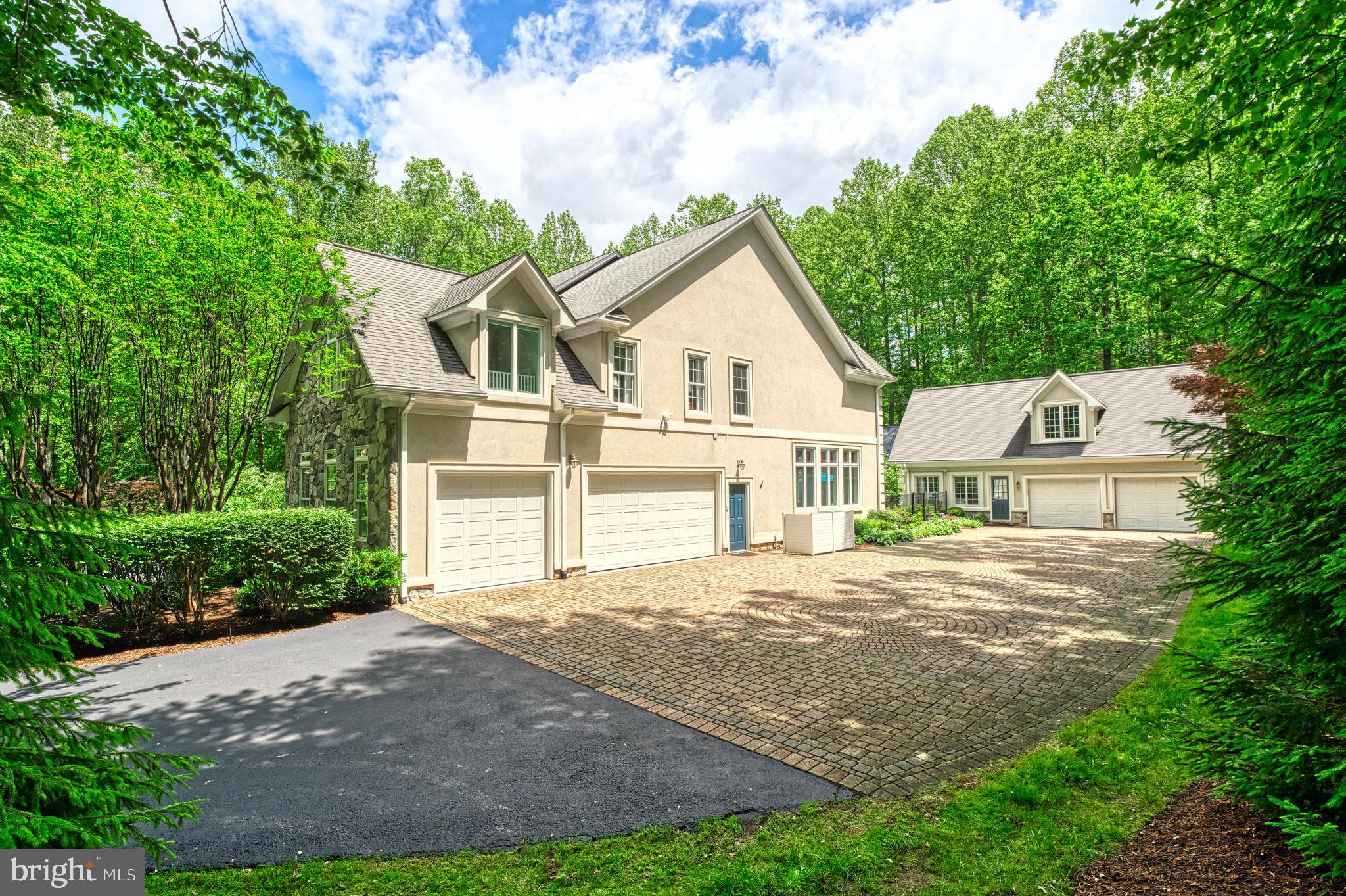 5026 HUNTWOOD MANOR DRIVE