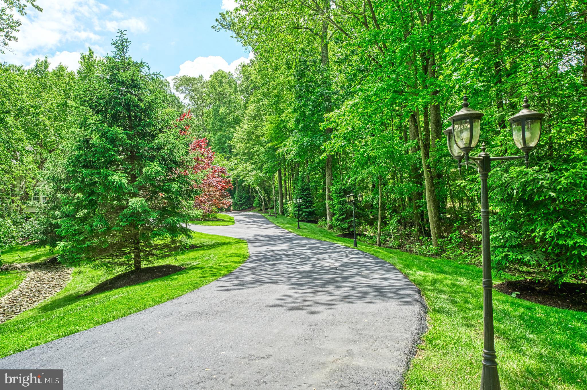 5026 HUNTWOOD MANOR DRIVE